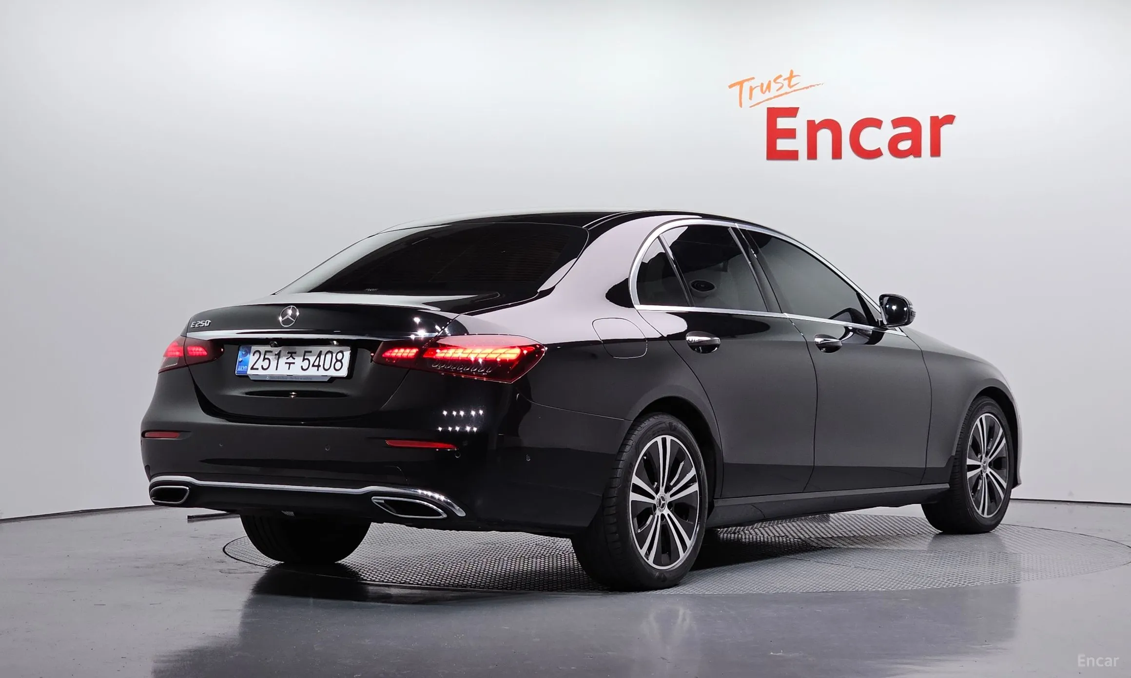 Mercedes Benz E-Class W213