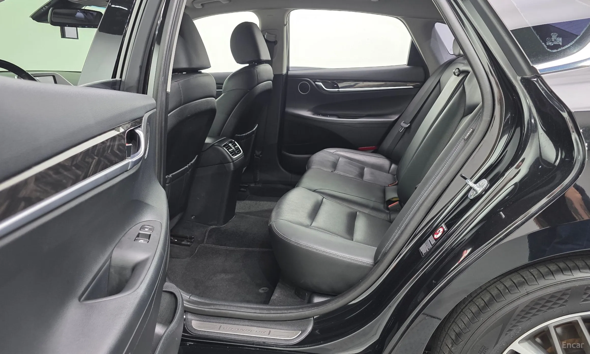 Hyundai Grandeur IG превью 19