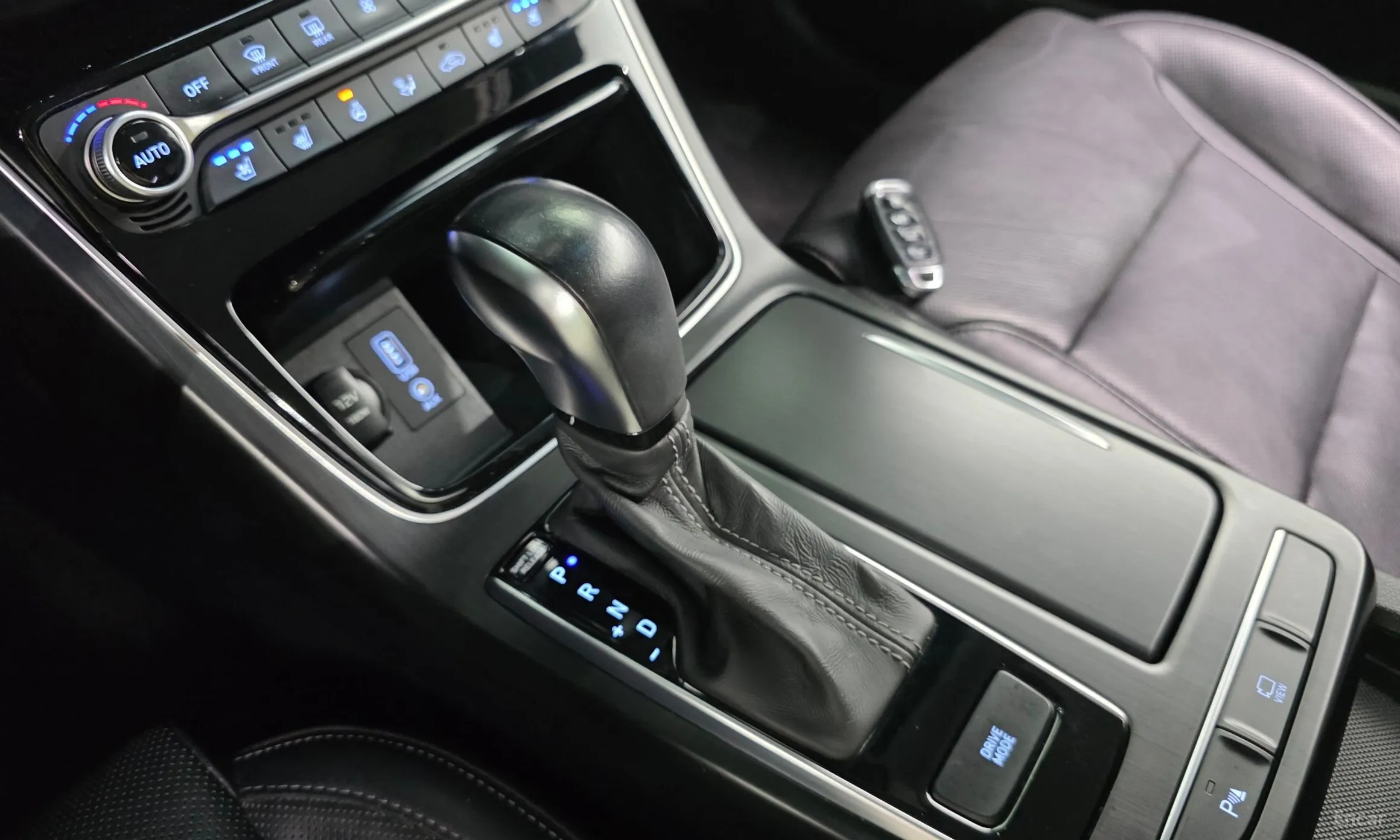 Hyundai Grandeur IG превью 9