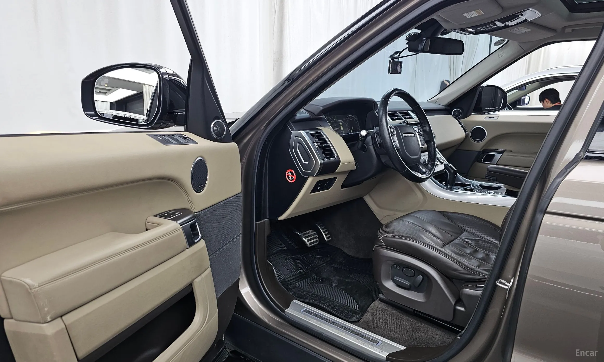 Land Rover Range Rover Sport 2nd Generation превью 10