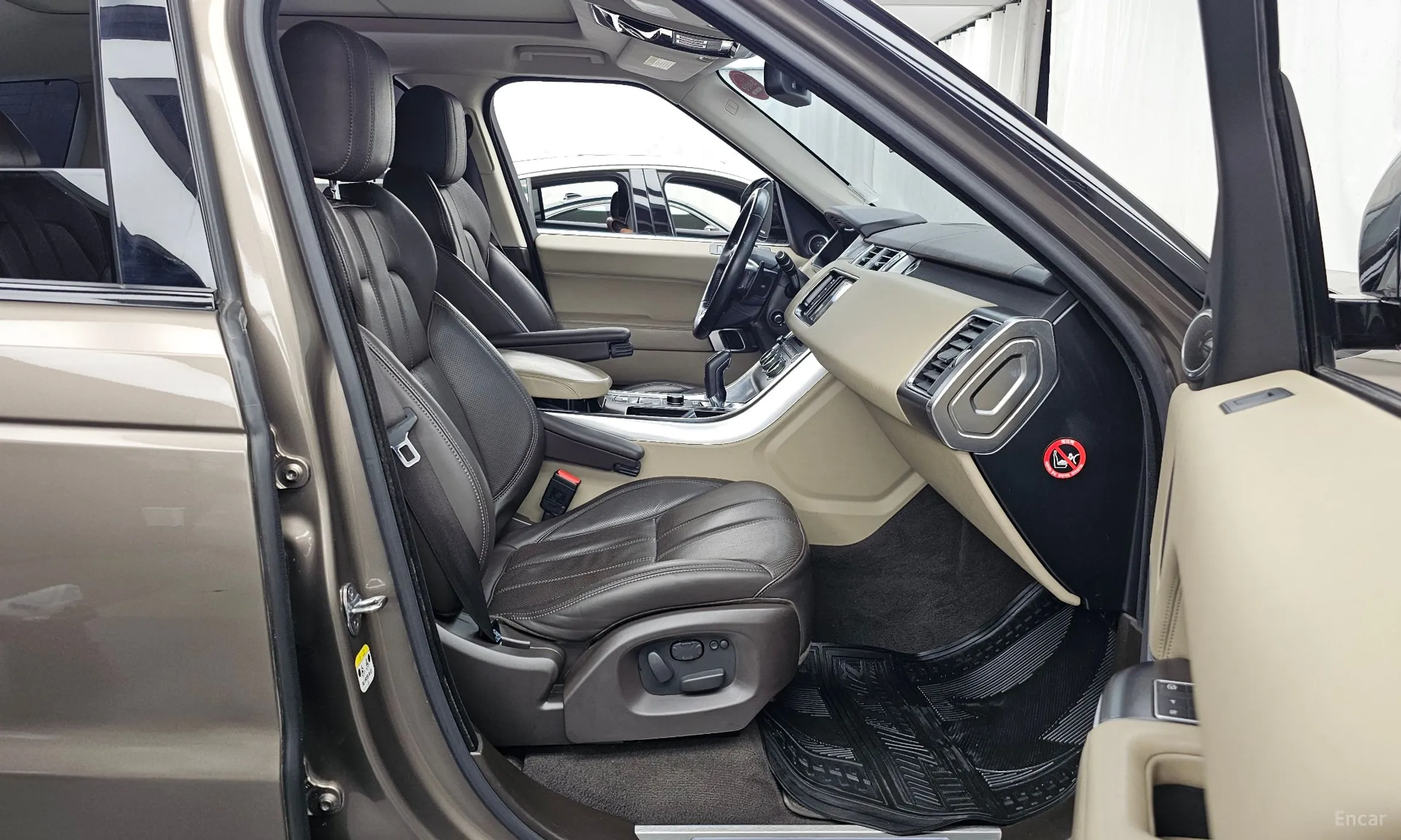 Land Rover Range Rover Sport 2nd Generation превью 11