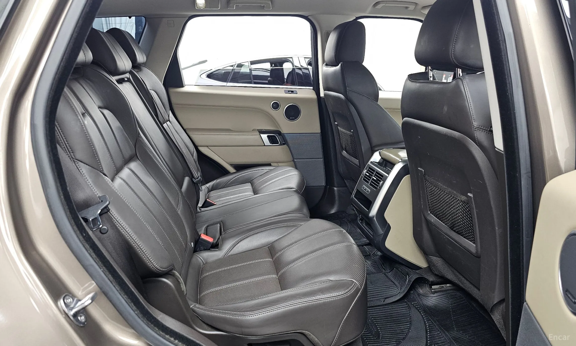 Land Rover Range Rover Sport 2nd Generation превью 12