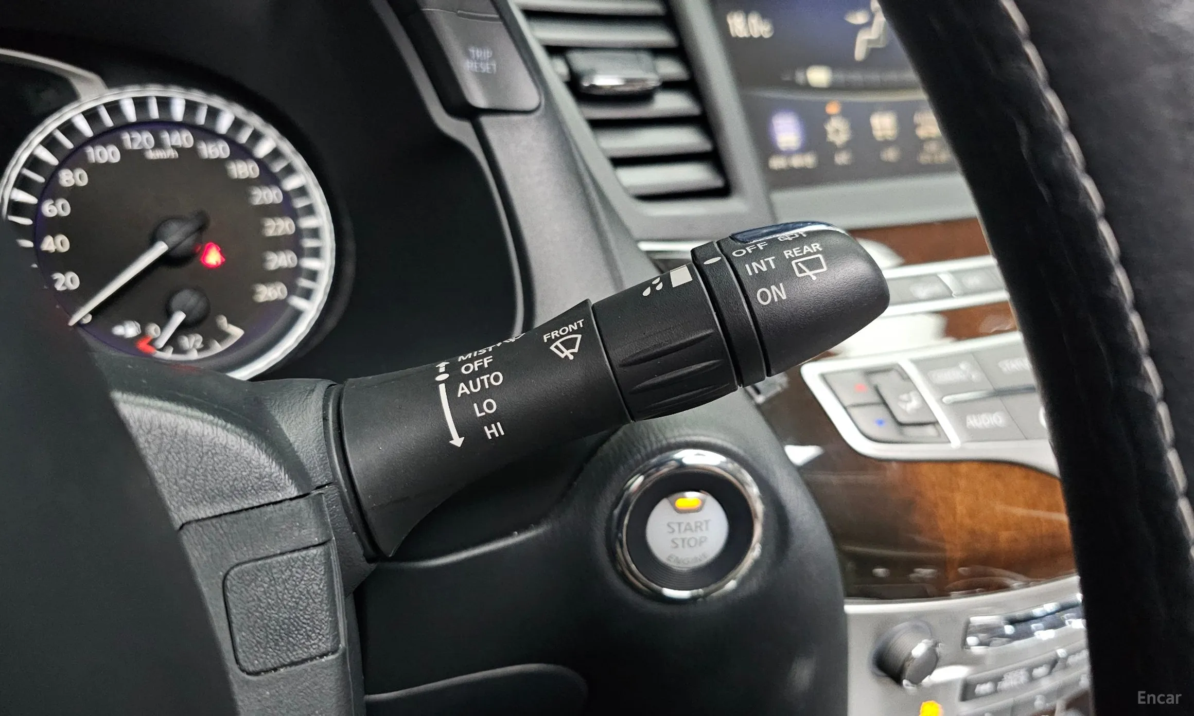 Infiniti QX60 превью 16