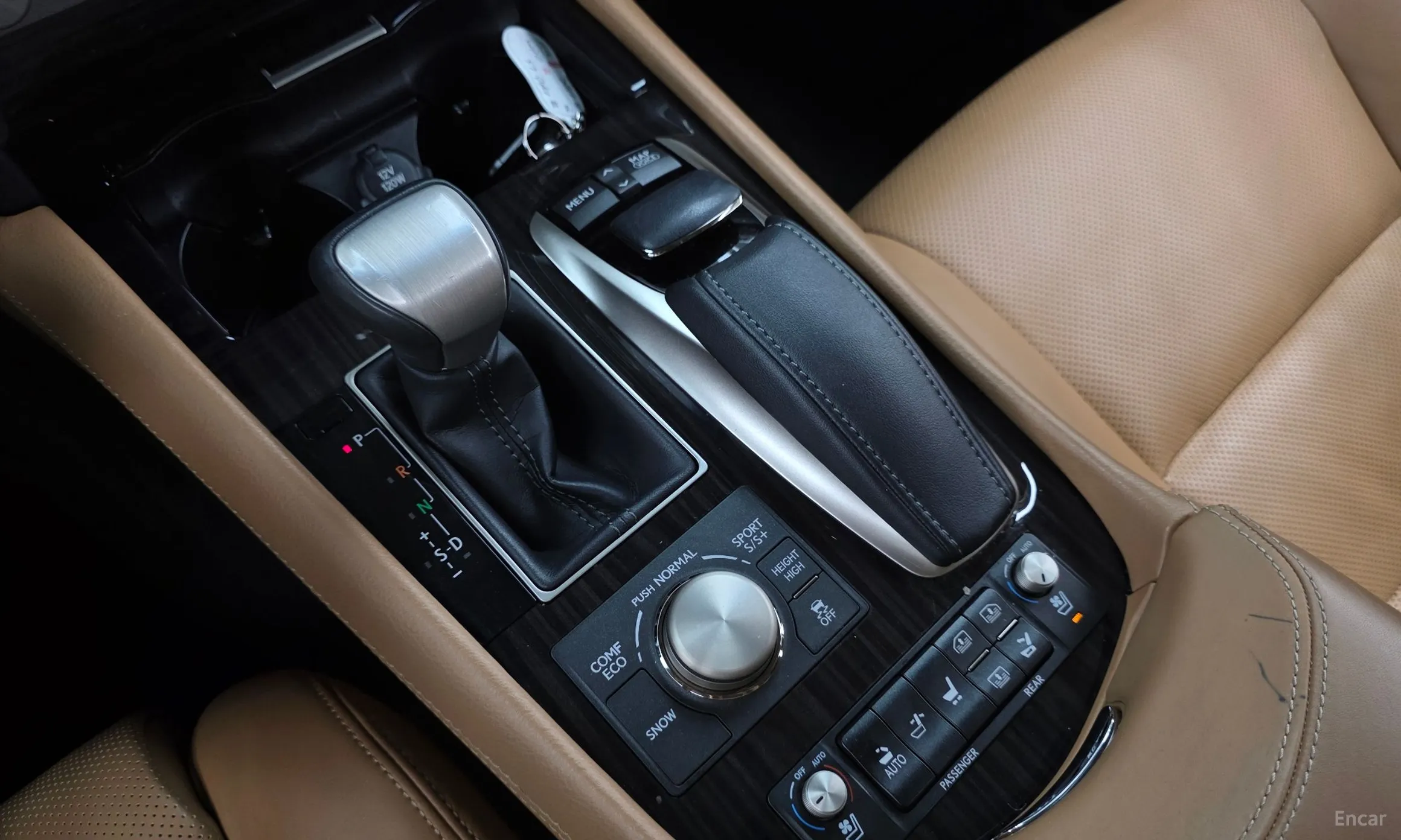 Lexus LS460L превью 9