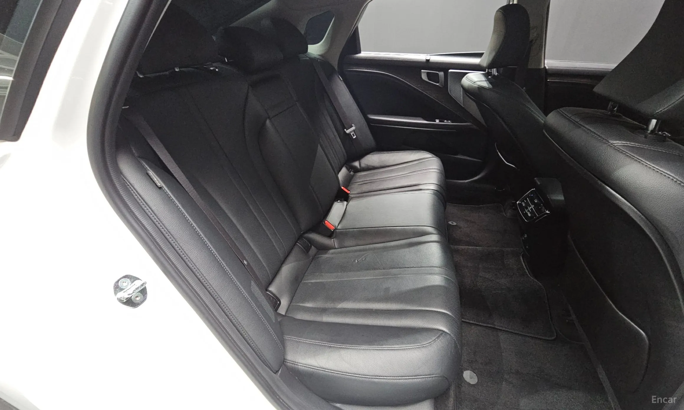 Kia K8 превью 11