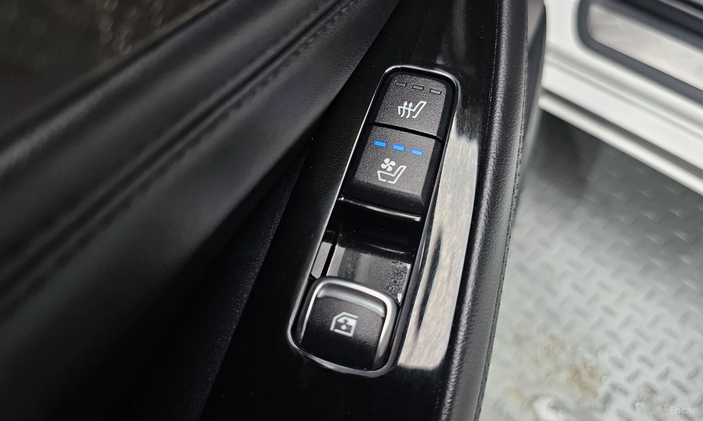 Kia K8 превью 17