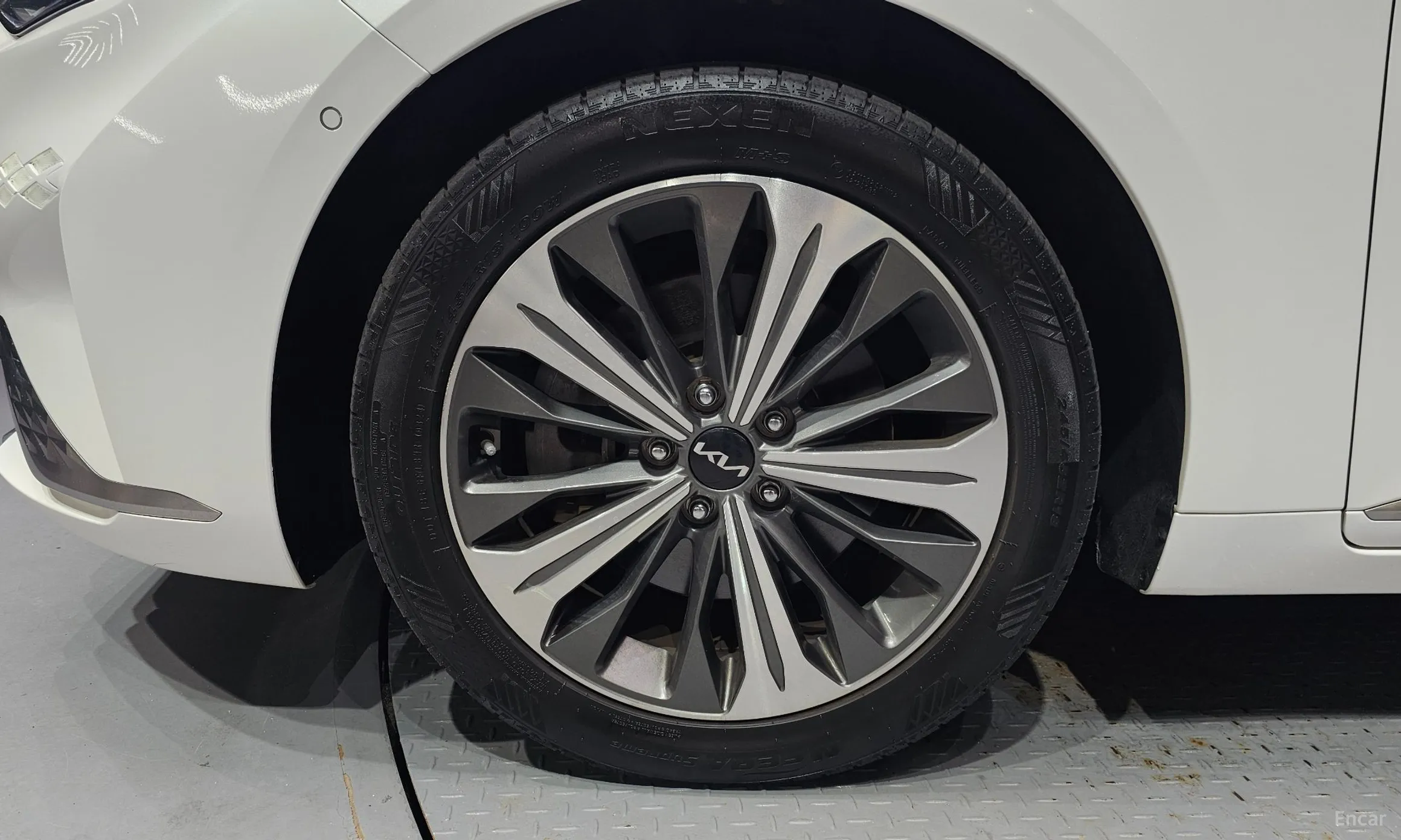 Kia K8 превью 5