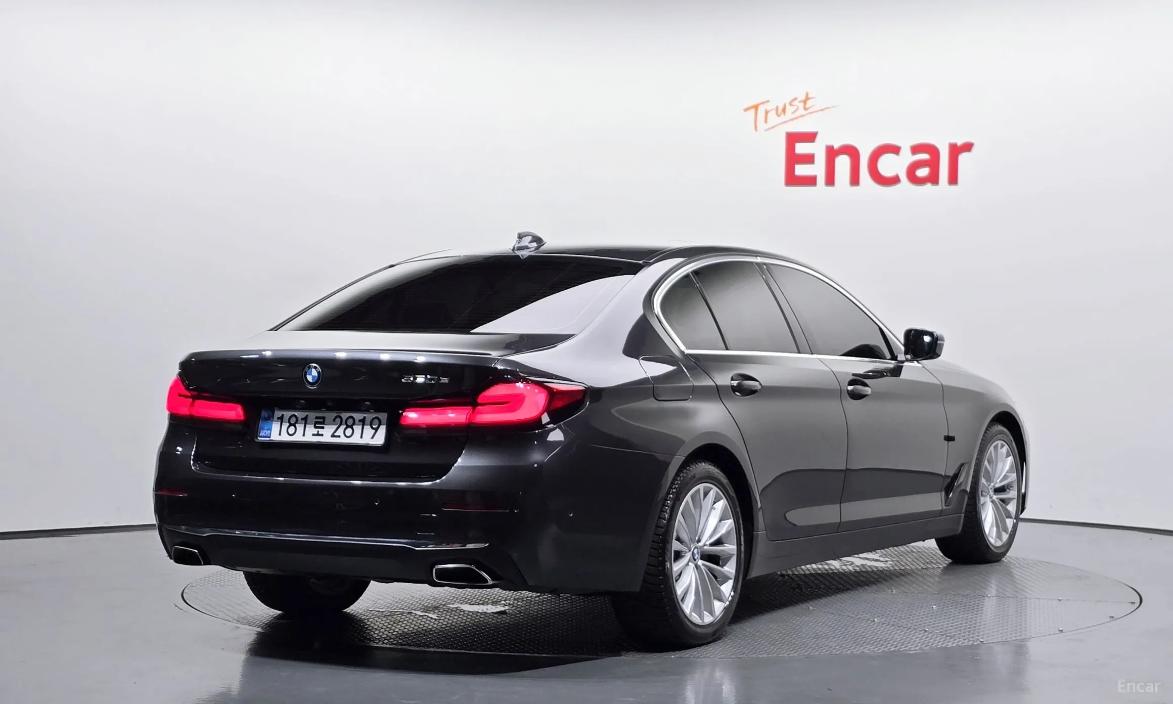 BMW 5 Series (G30)