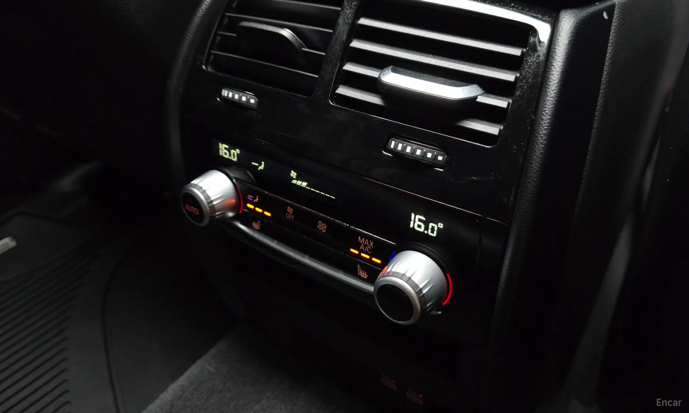 BMW 5 Series (G30) превью 18