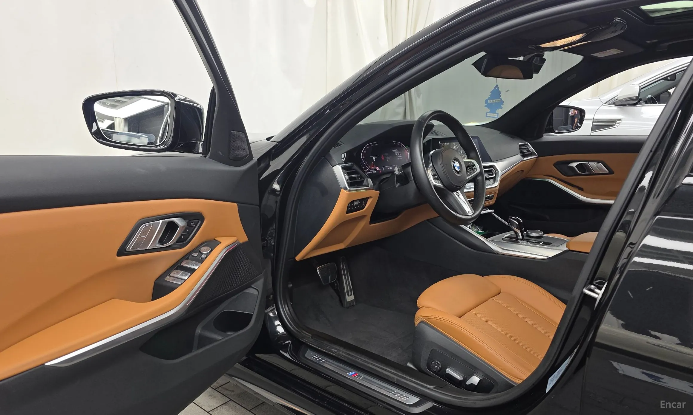 BMW 3 Series (G20) превью 10