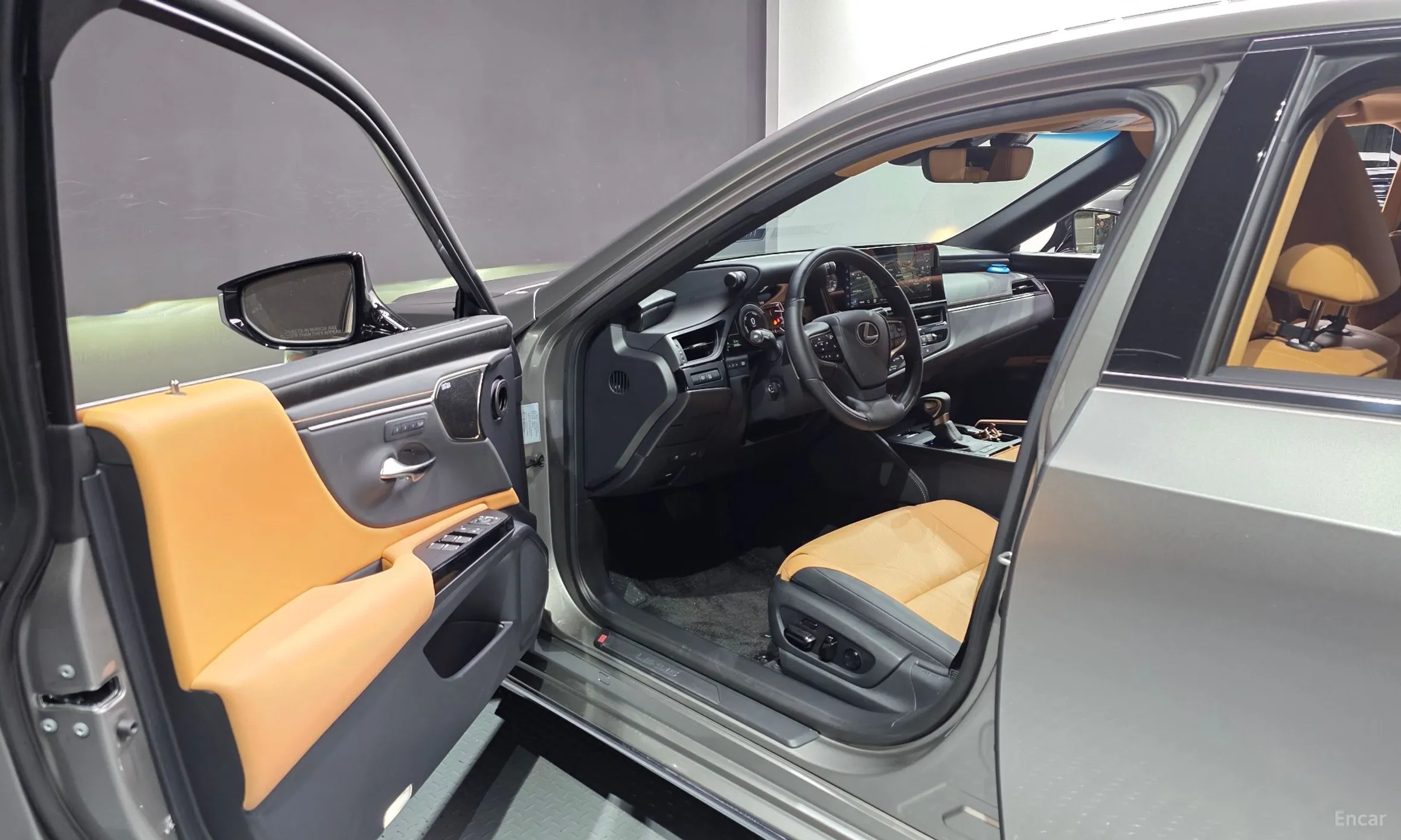 Lexus ES300h 7th Generation превью 10