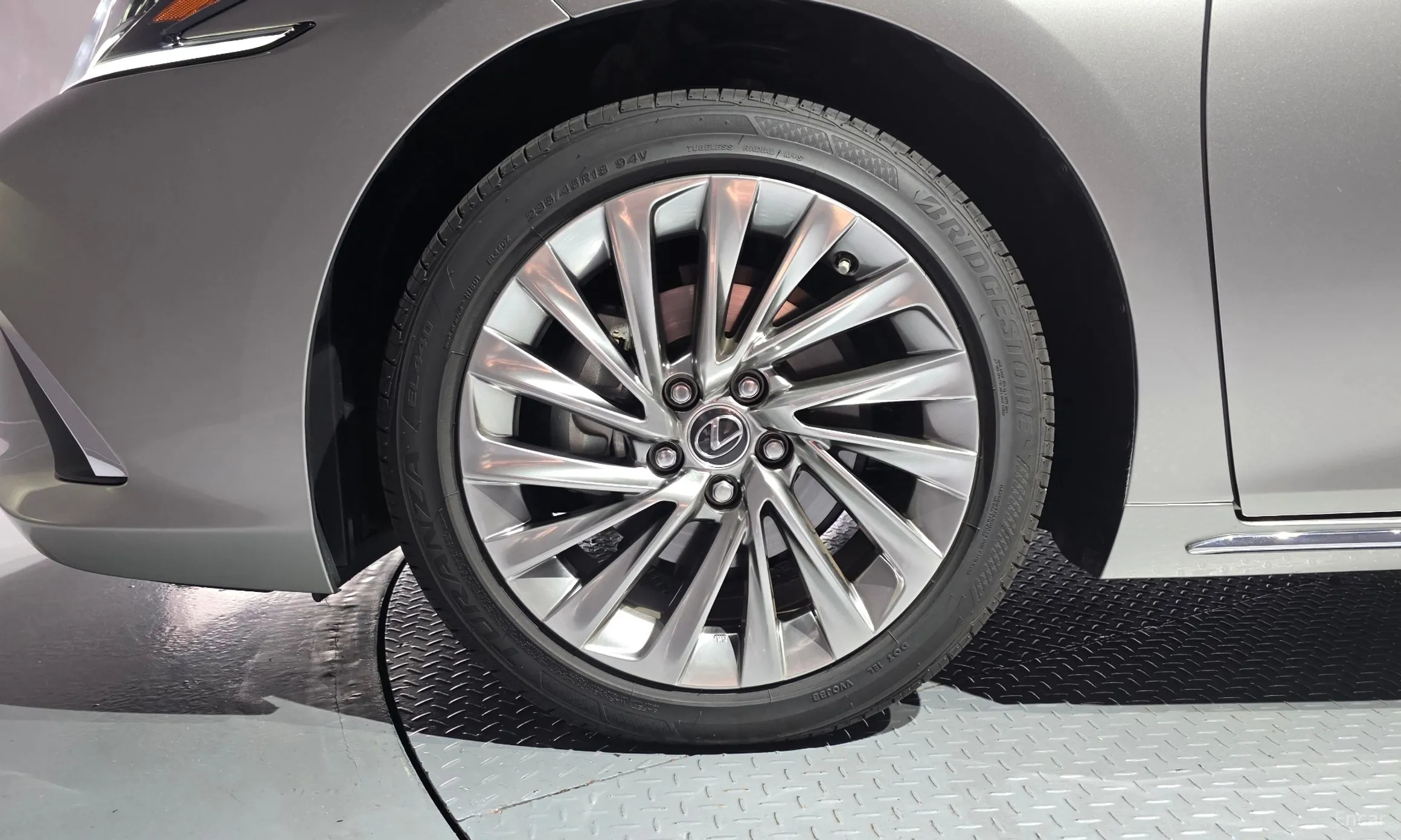 Lexus ES300h 7th Generation превью 5