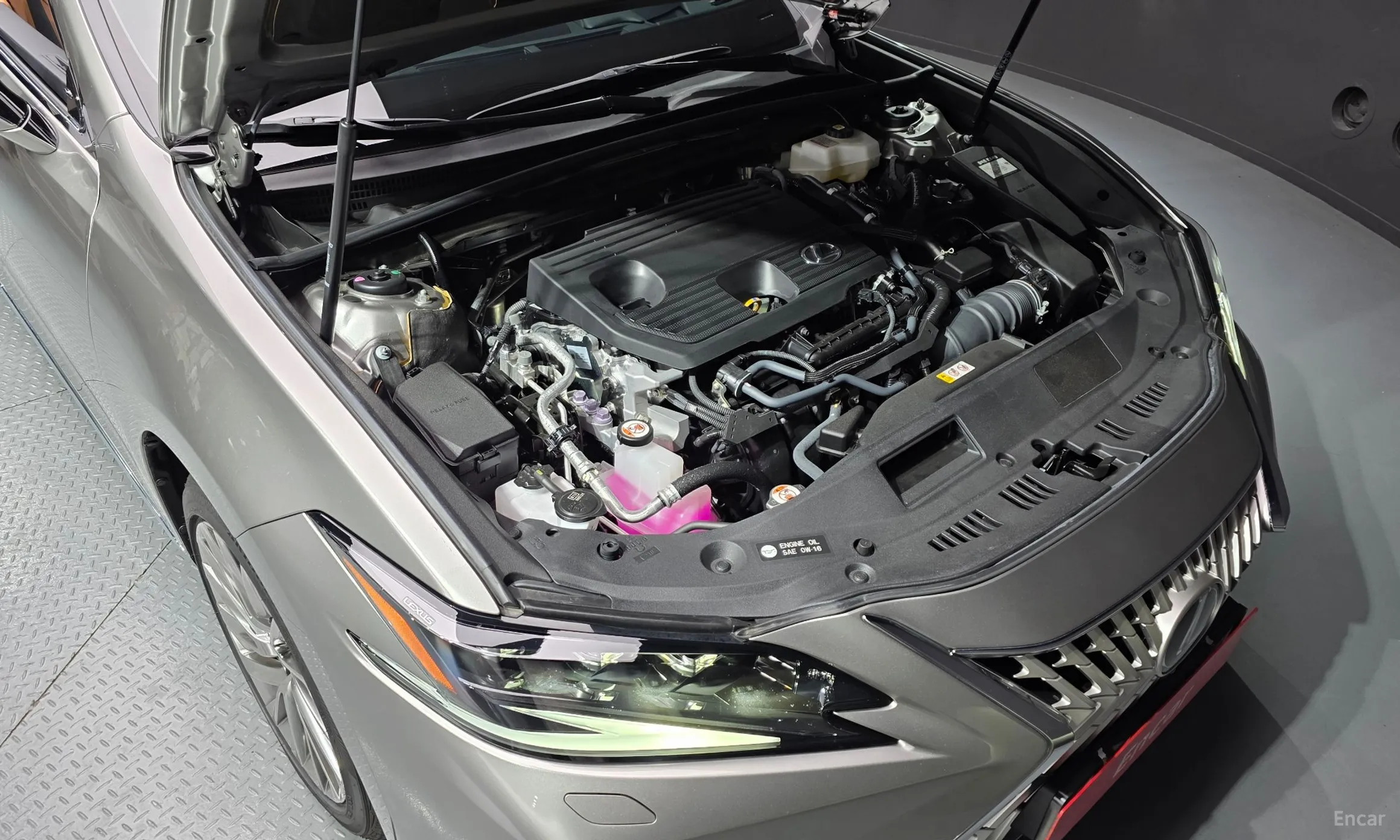 Lexus ES300h 7th Generation превью 6