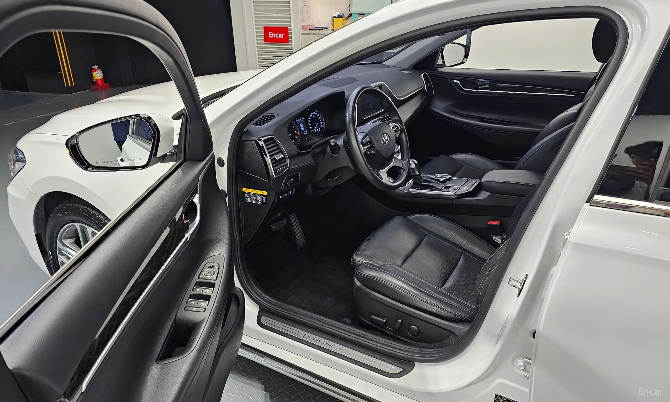 Hyundai Grandeur IG превью 10