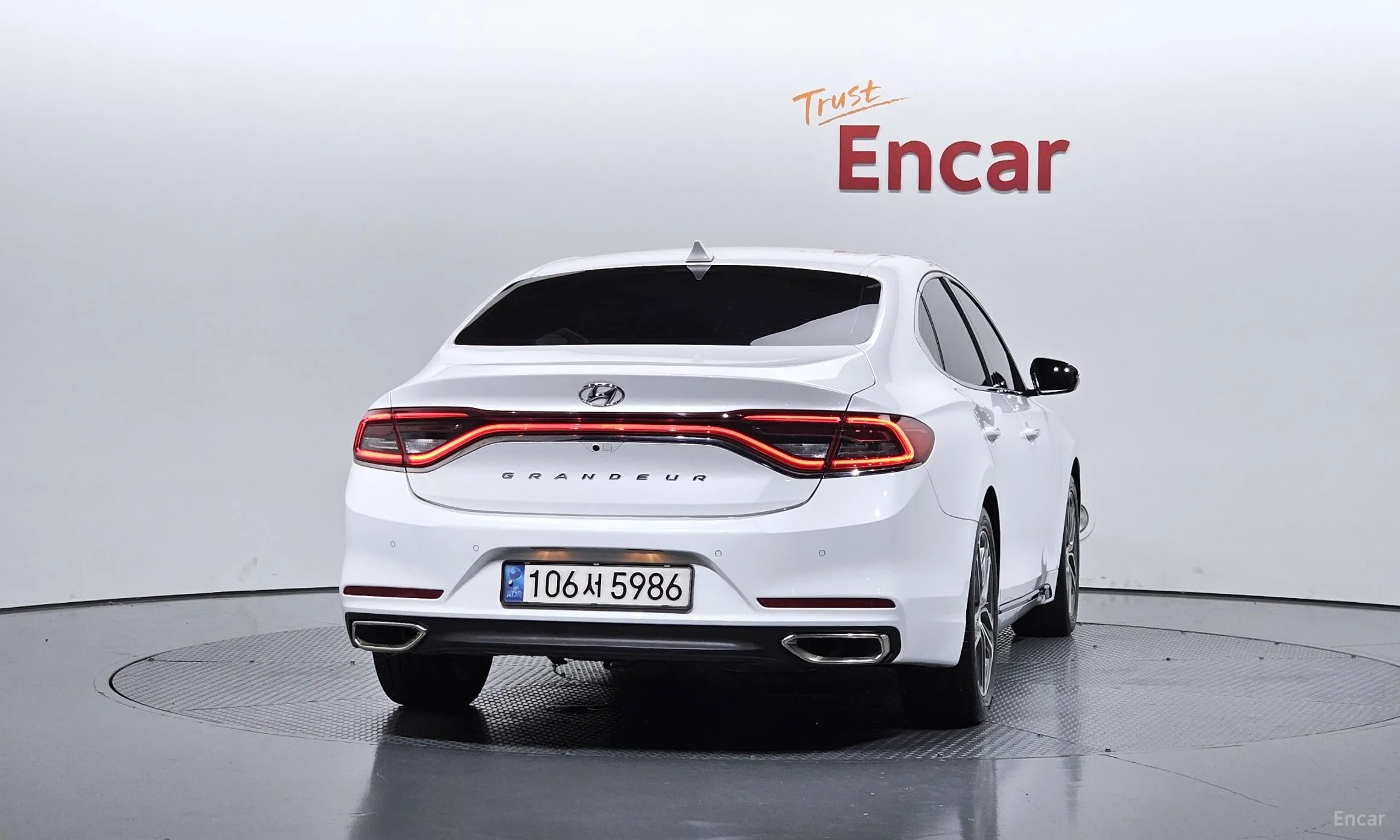 Hyundai Grandeur IG превью 4