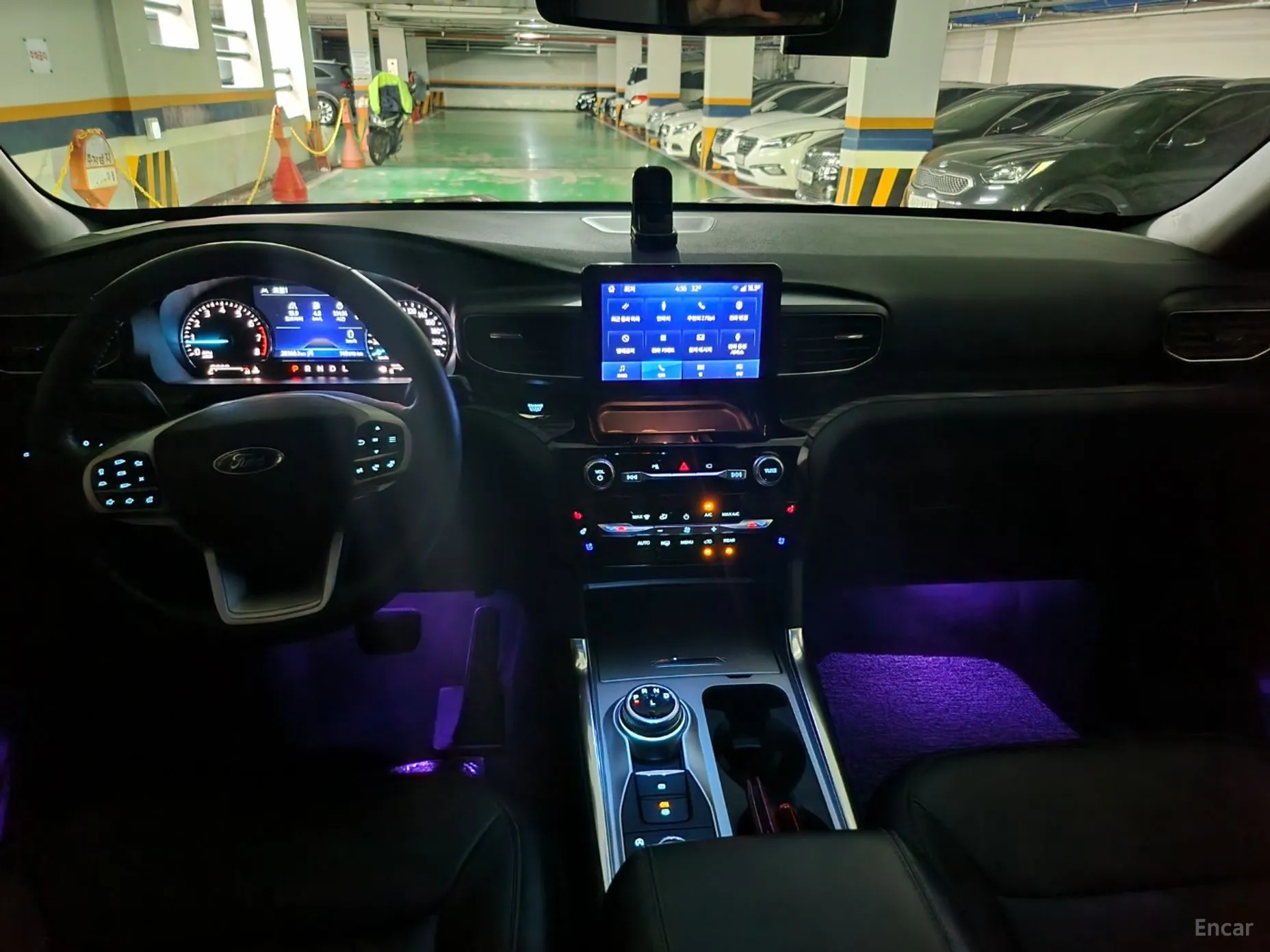 Ford Explorer 6th Generation превью 10