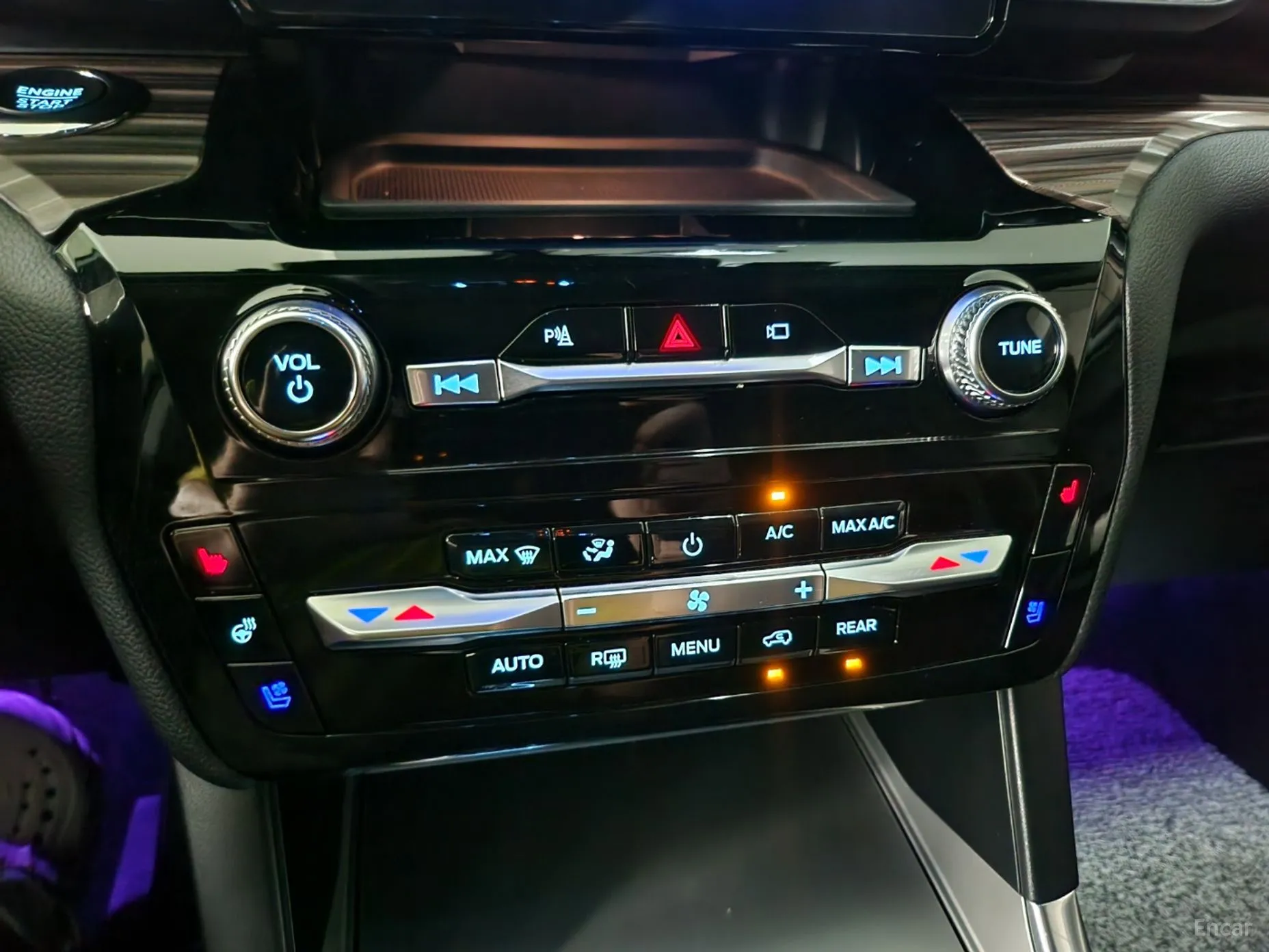 Ford Explorer 6th Generation превью 14