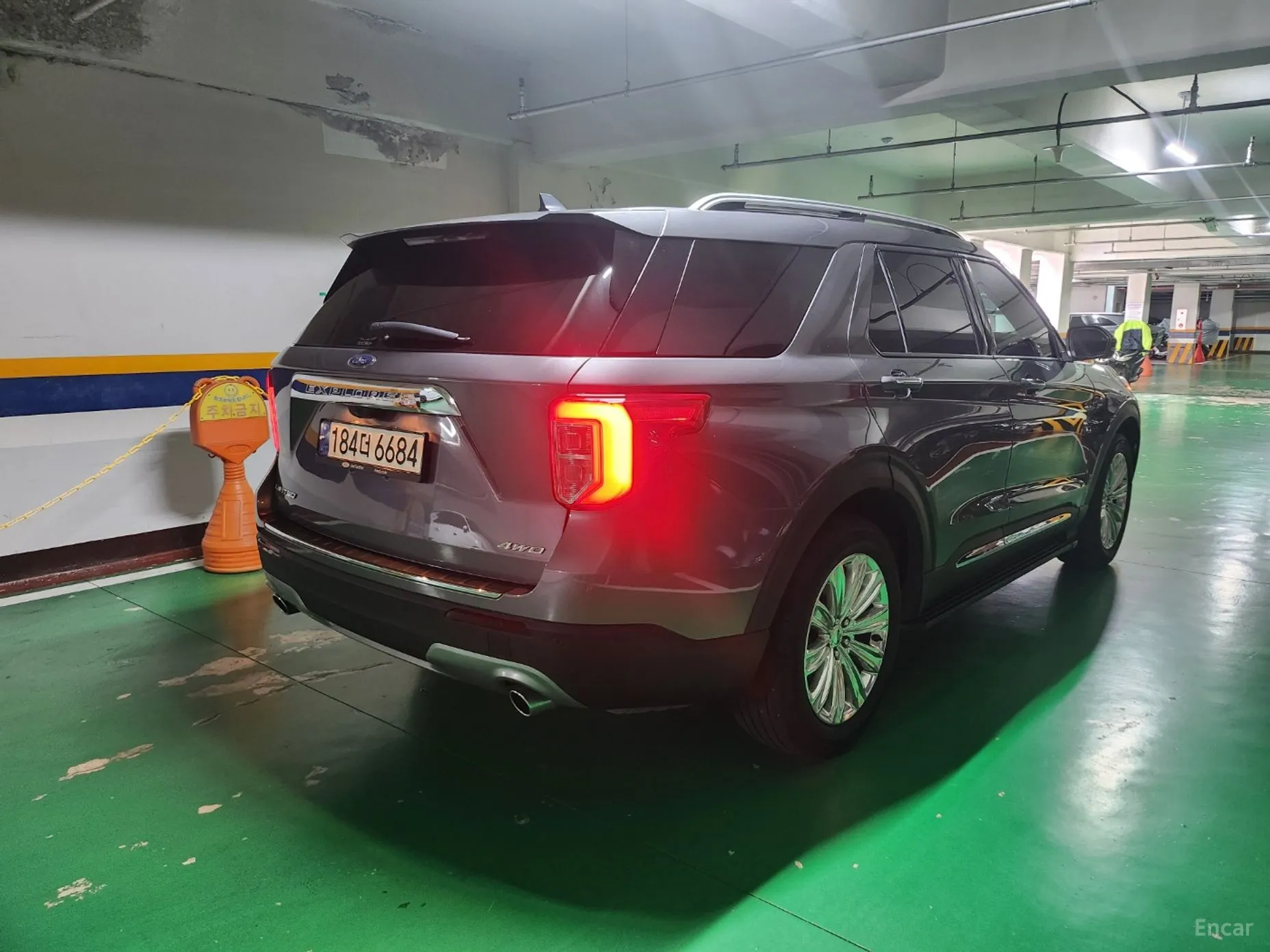 Ford Explorer 6th Generation превью 3