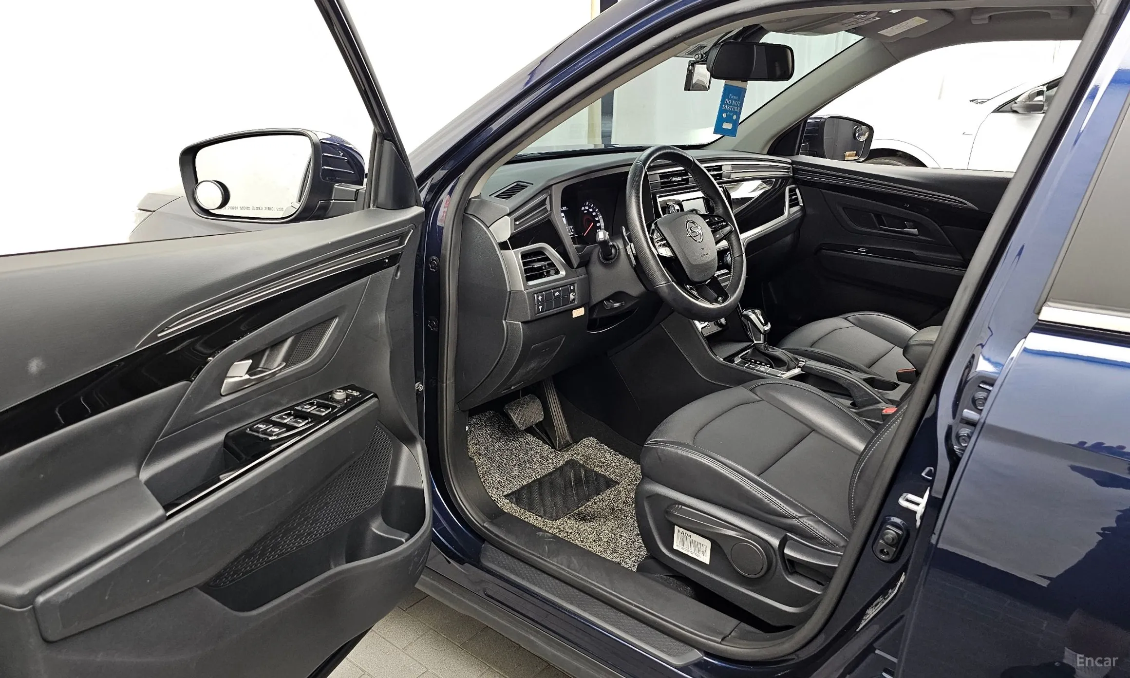 KG Mobility (SsangYong) Beautiful Korando превью 10