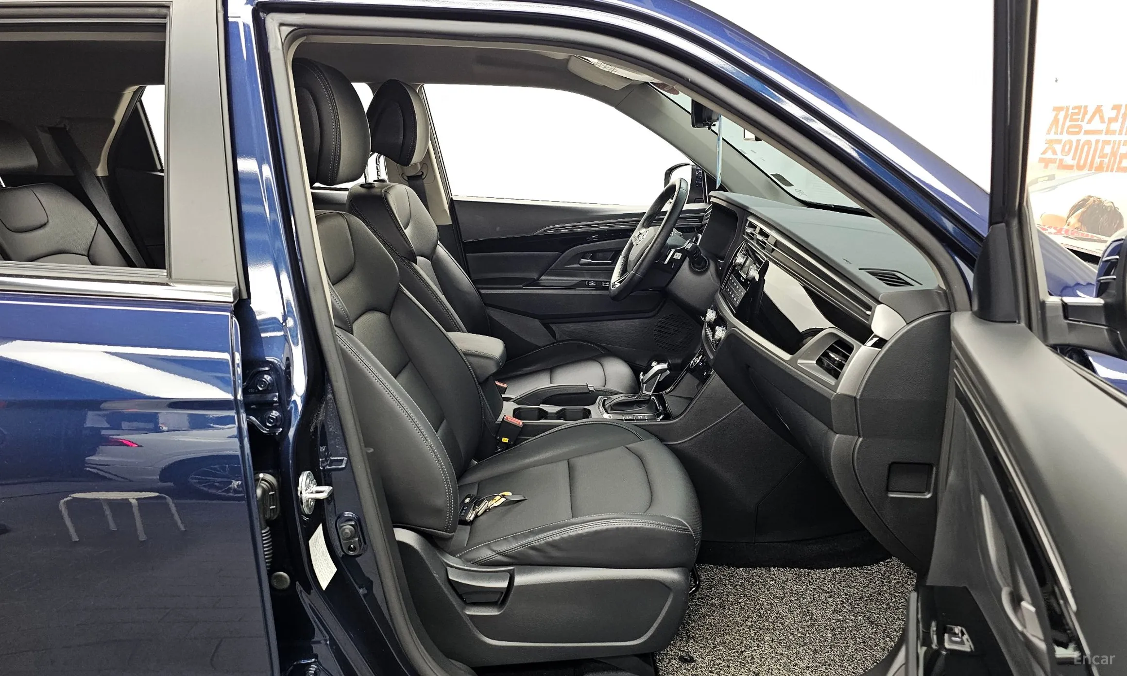 KG Mobility (SsangYong) Beautiful Korando превью 11