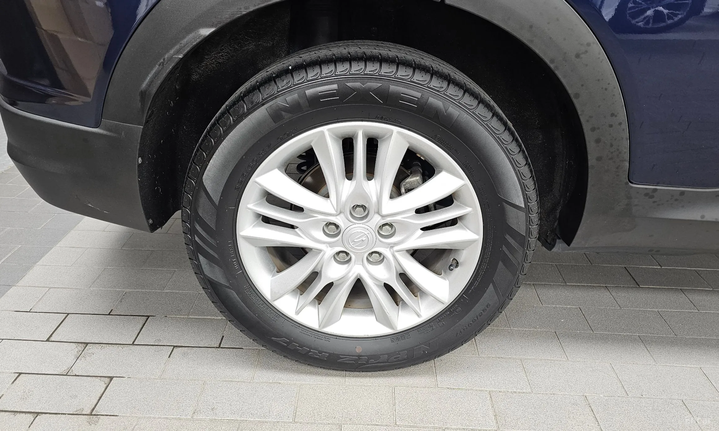 KG Mobility (SsangYong) Beautiful Korando превью 5