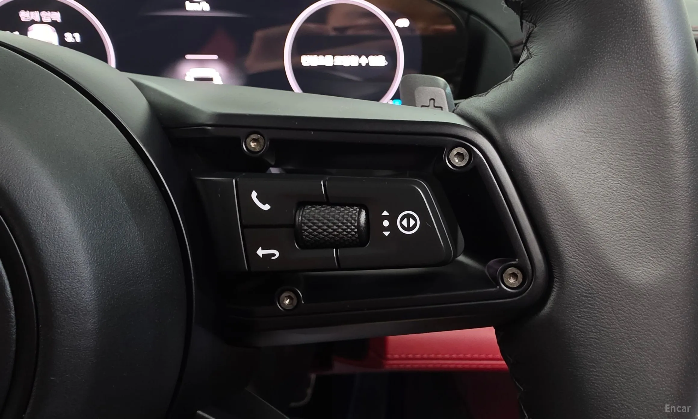 Porsche Panamera (976) превью 16