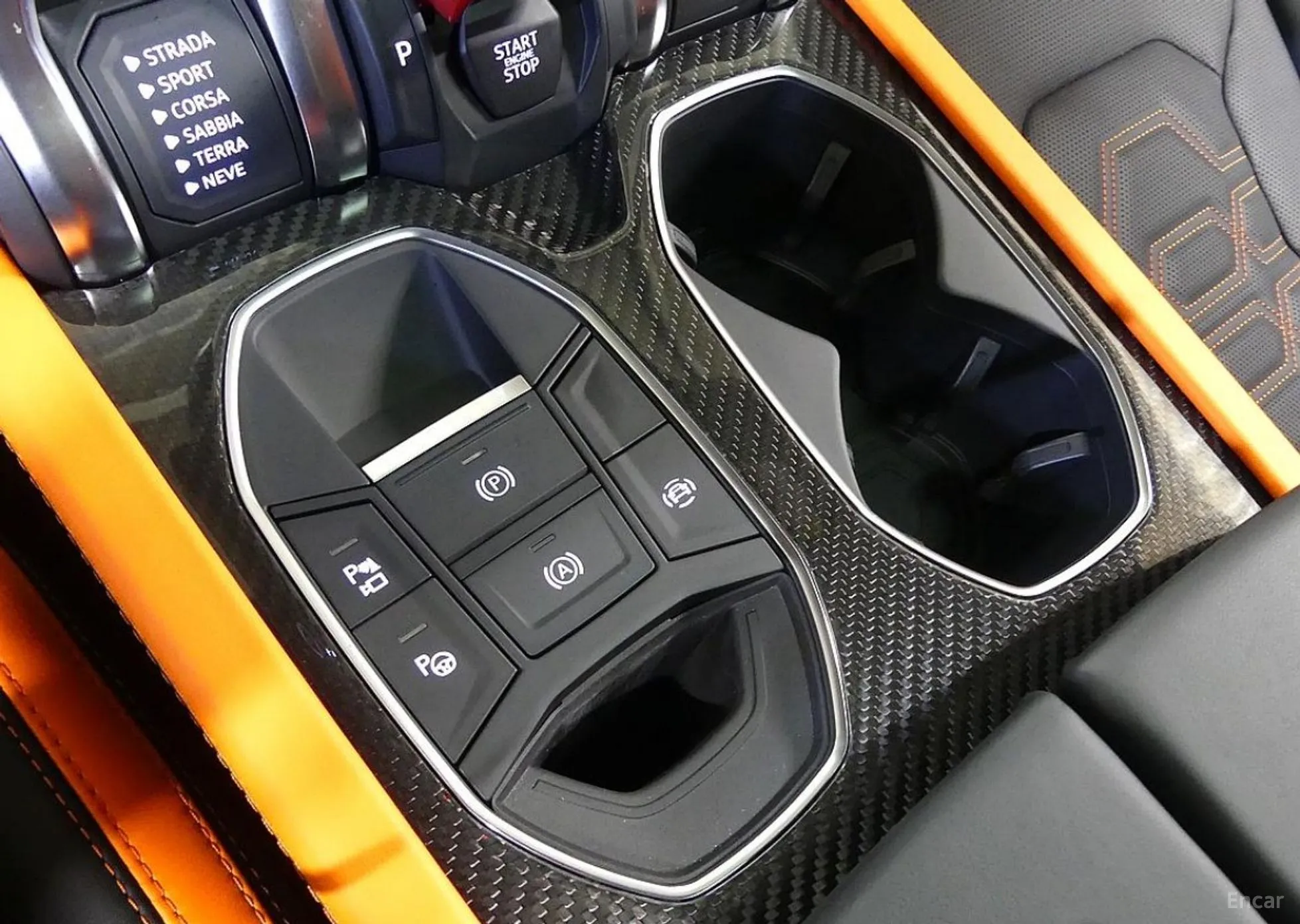 Lamborghini Urus превью 18
