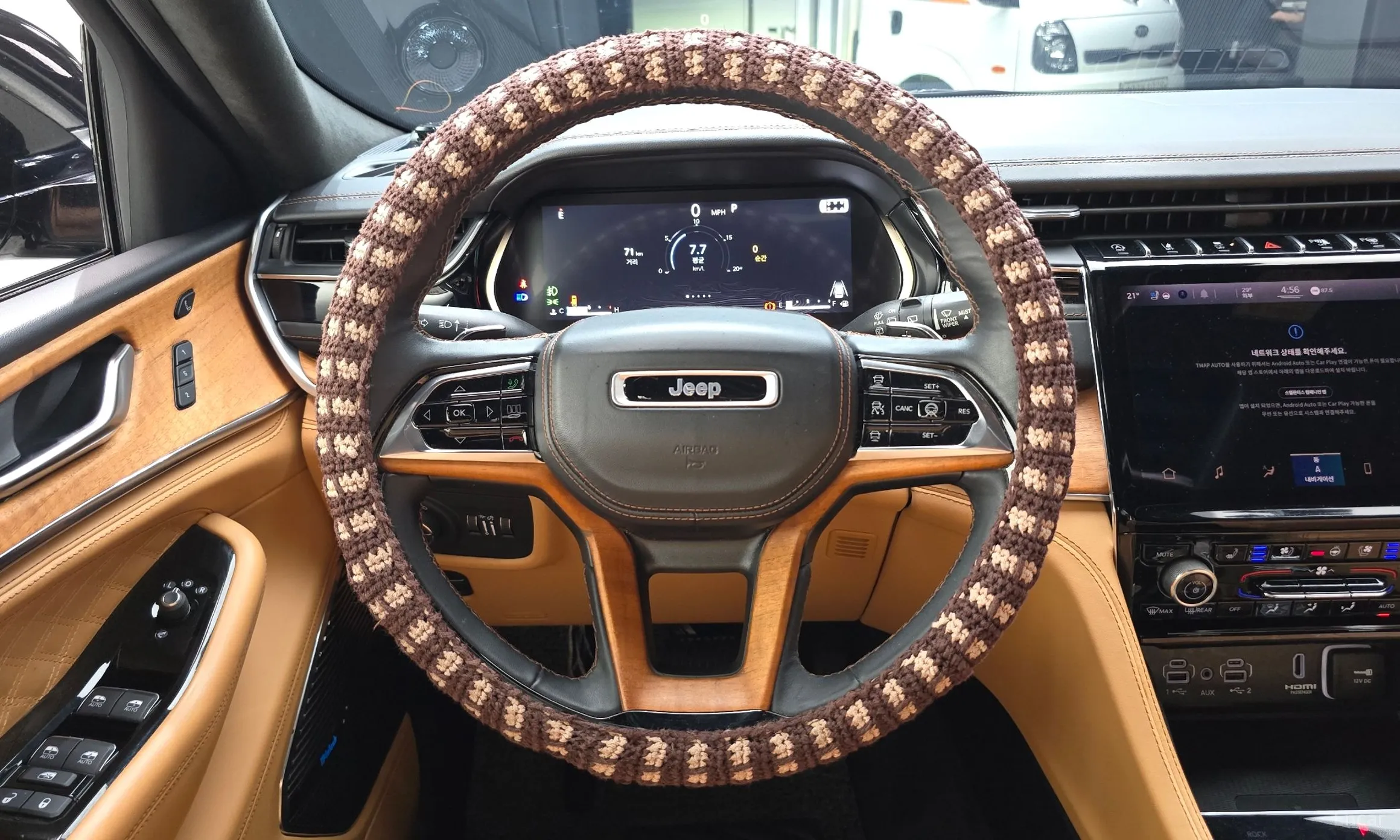 Jeep Grand Cherokee (WL) превью 15