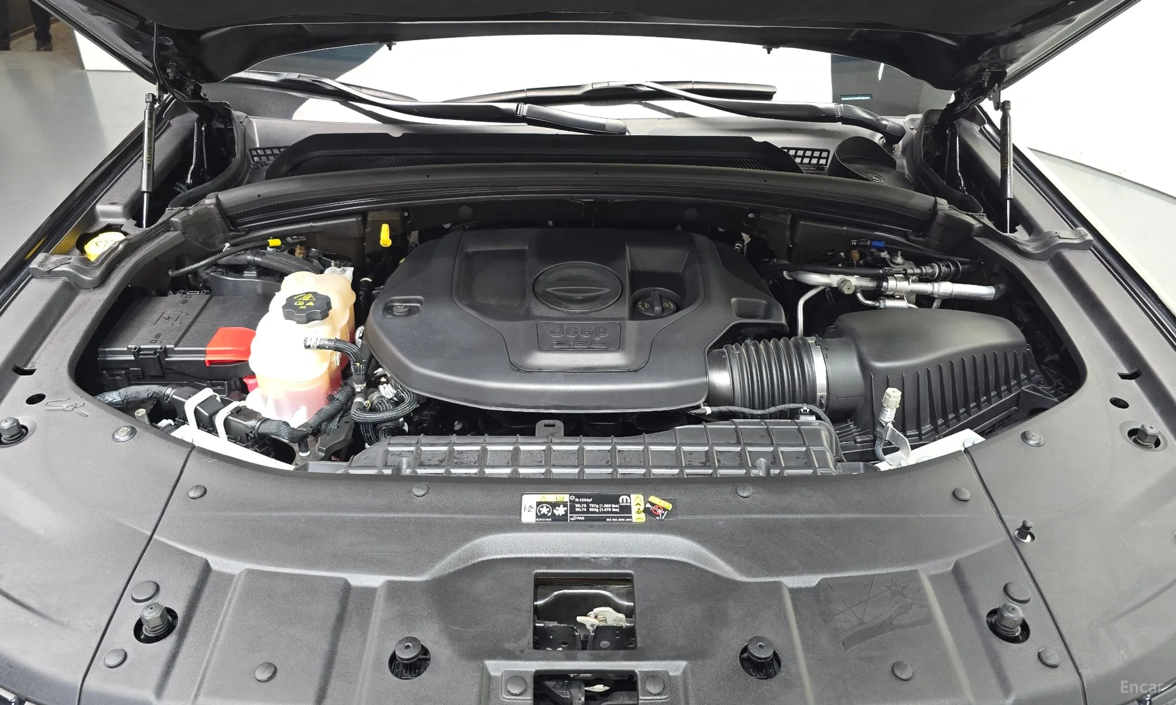 Jeep Grand Cherokee (WL) превью 6