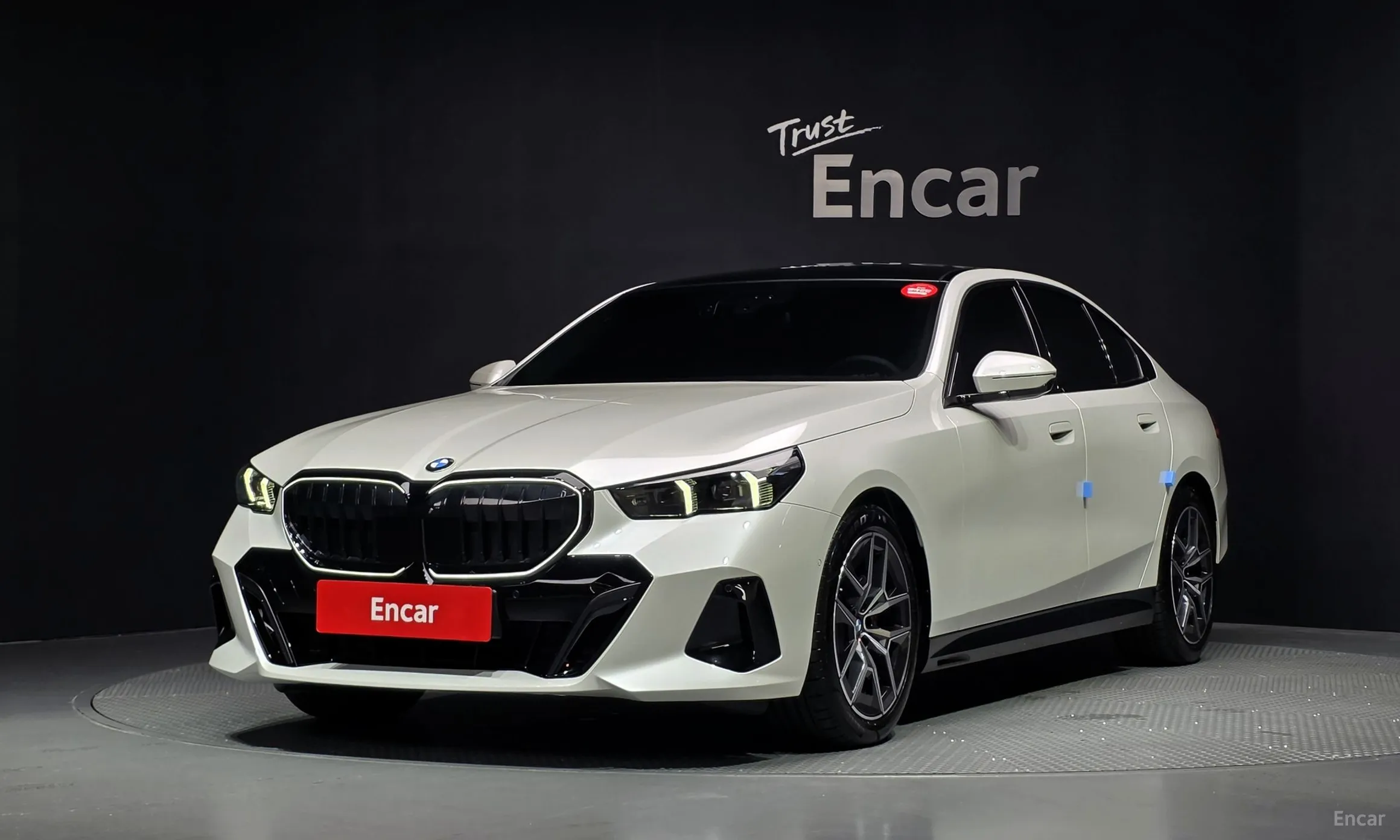 BMW 5 Series (G60)