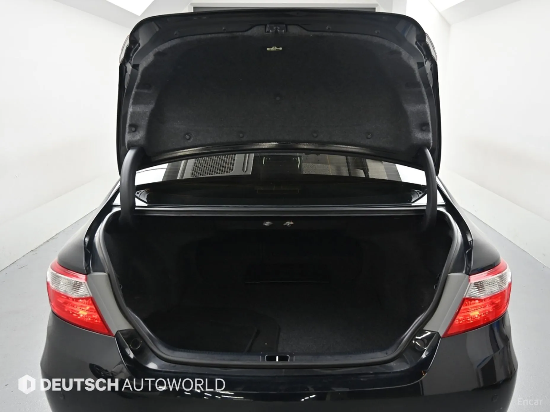 Toyota New Camry превью 19