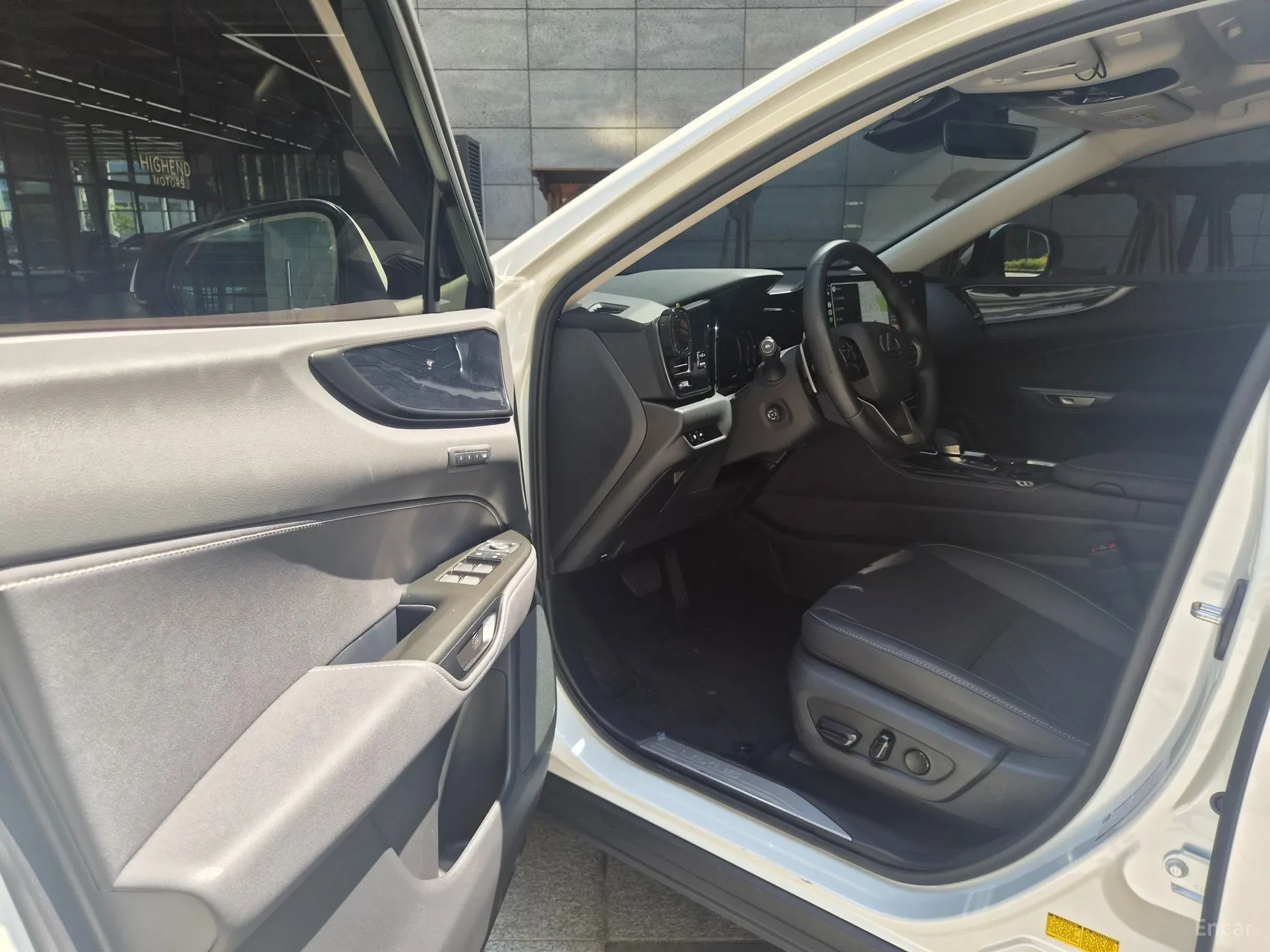 Lexus NX350h Gen 2 превью 10