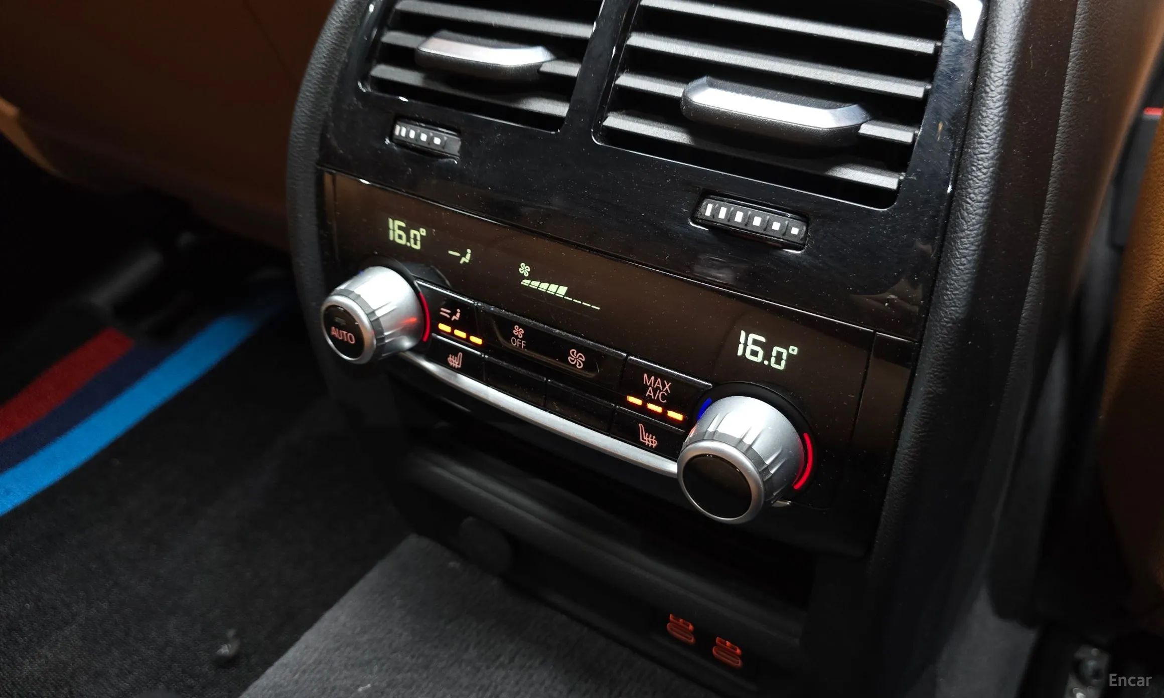 BMW 5 Series (G30) превью 17