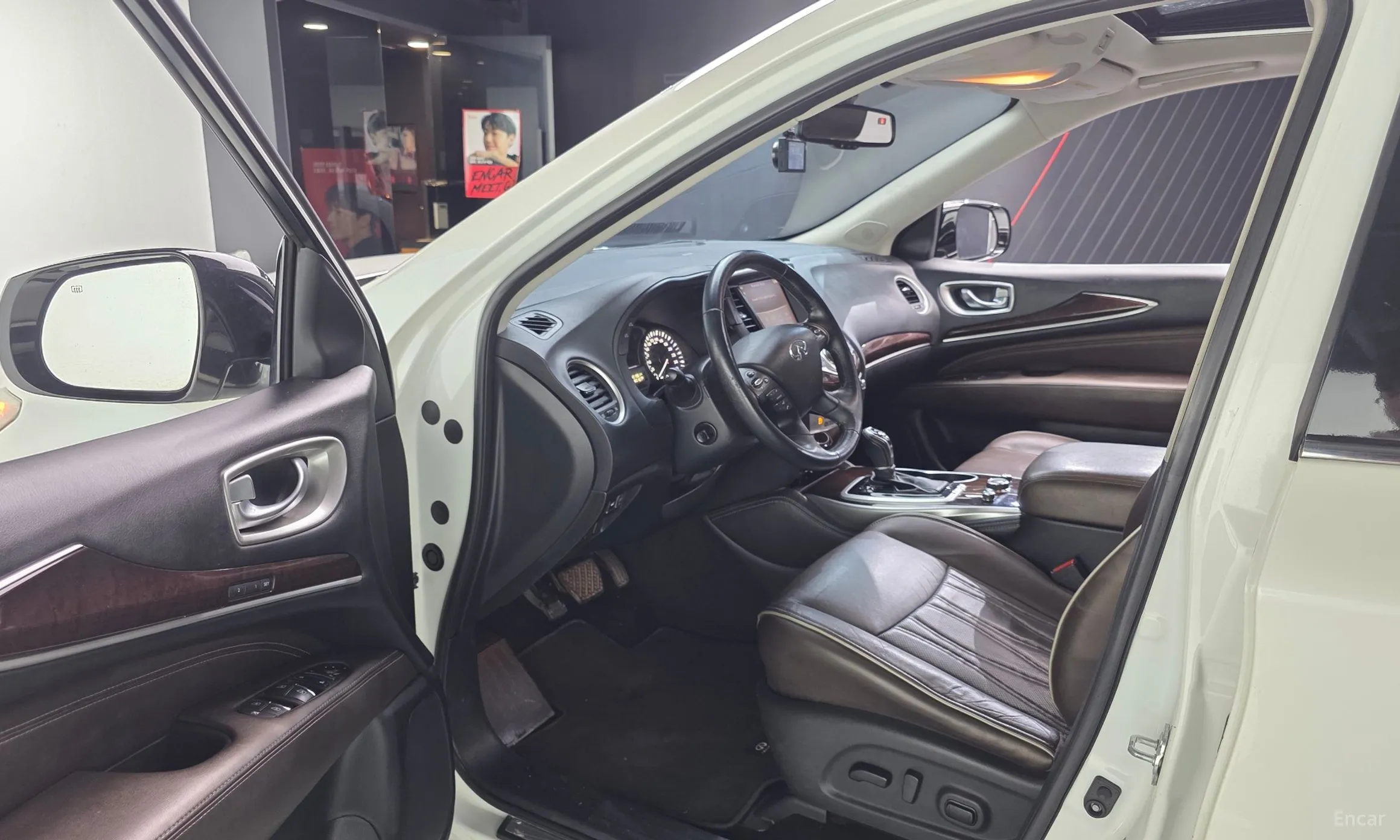 Infiniti QX60 превью 10