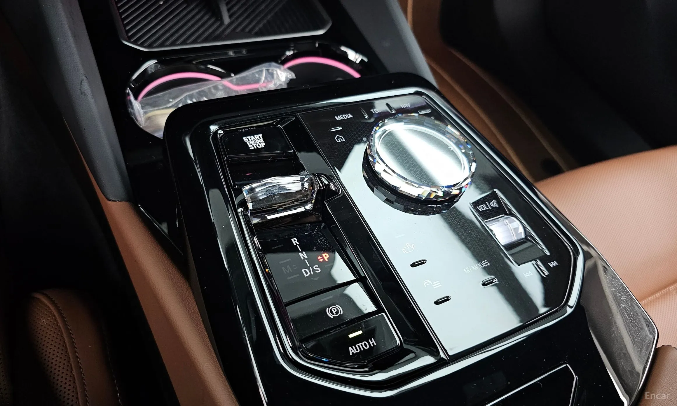 BMW 5 Series (G60) превью 9