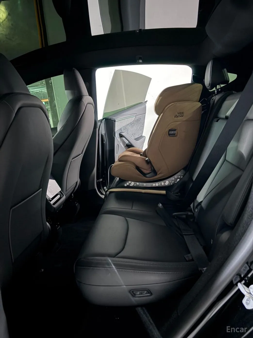 Tesla Model Y превью 9
