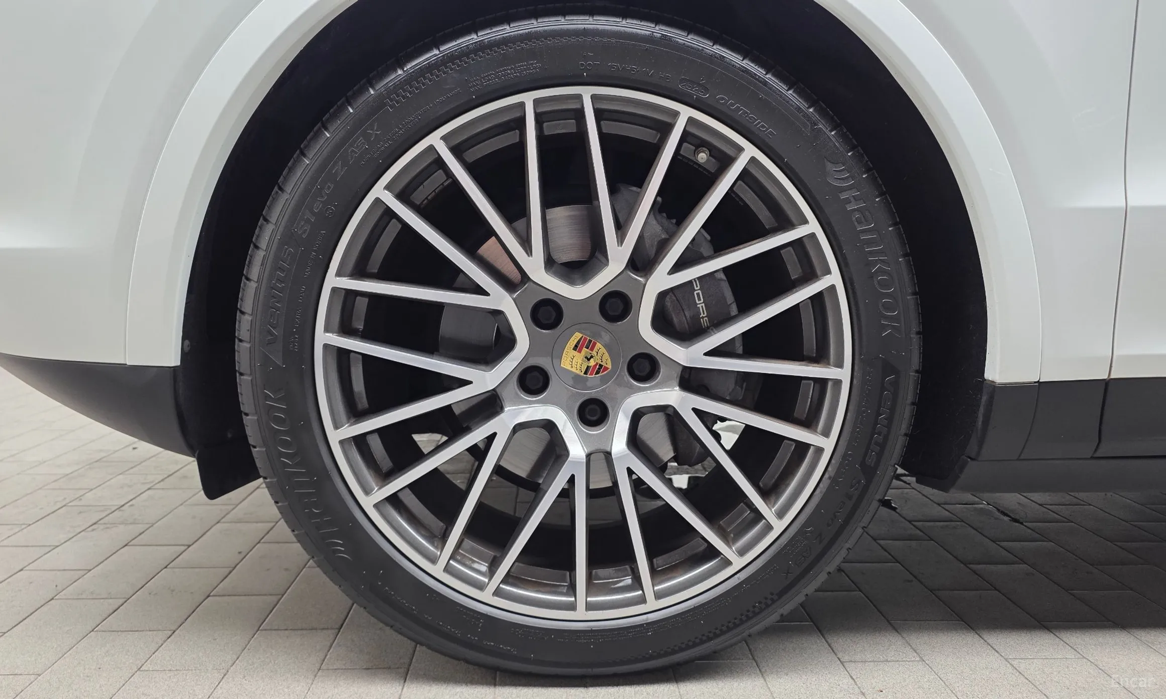 Porsche Cayenne (PO536) превью 5