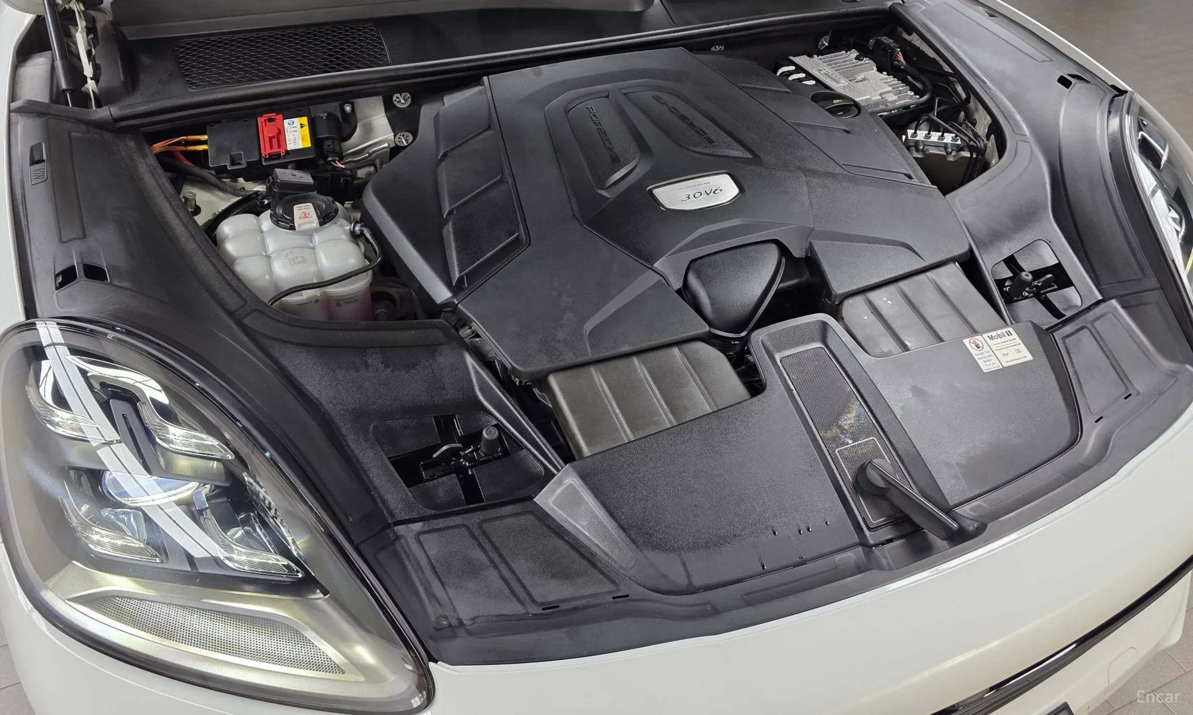 Porsche Cayenne (PO536) превью 6