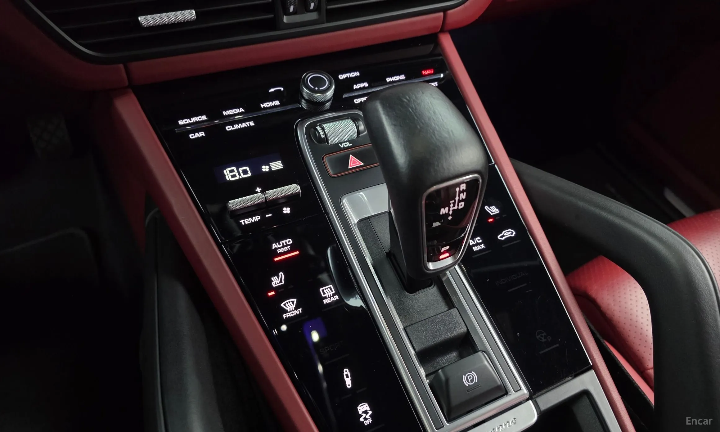 Porsche Cayenne (PO536) превью 9