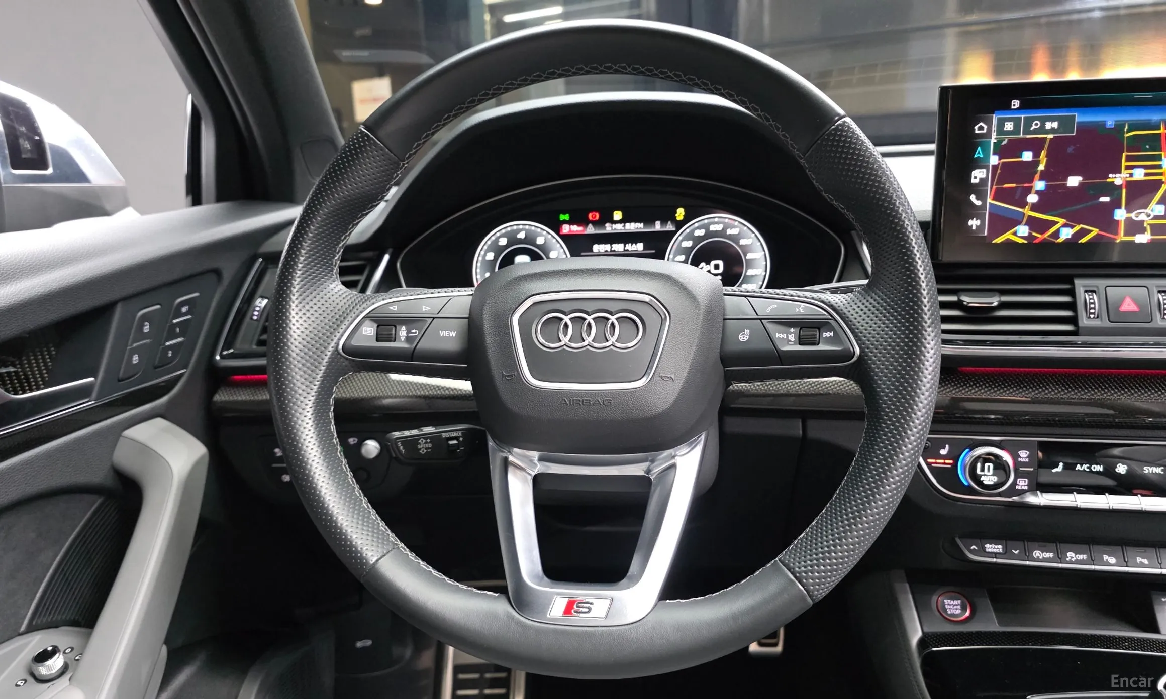 Audi SQ5 (FY) превью 13