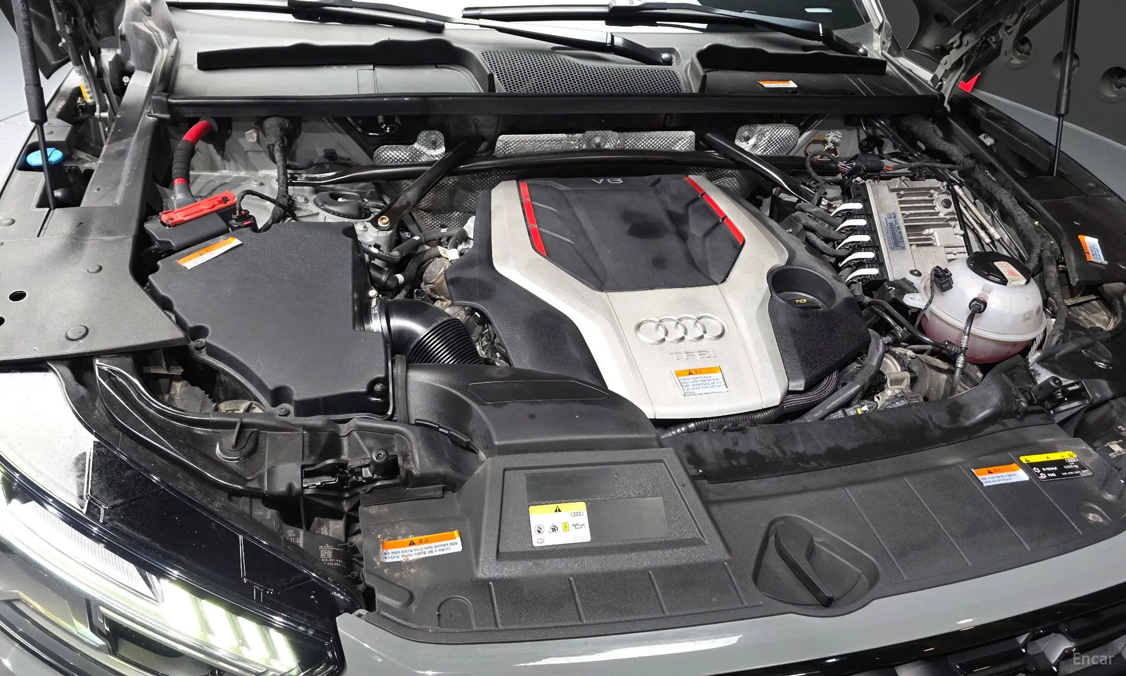 Audi SQ5 (FY) превью 6
