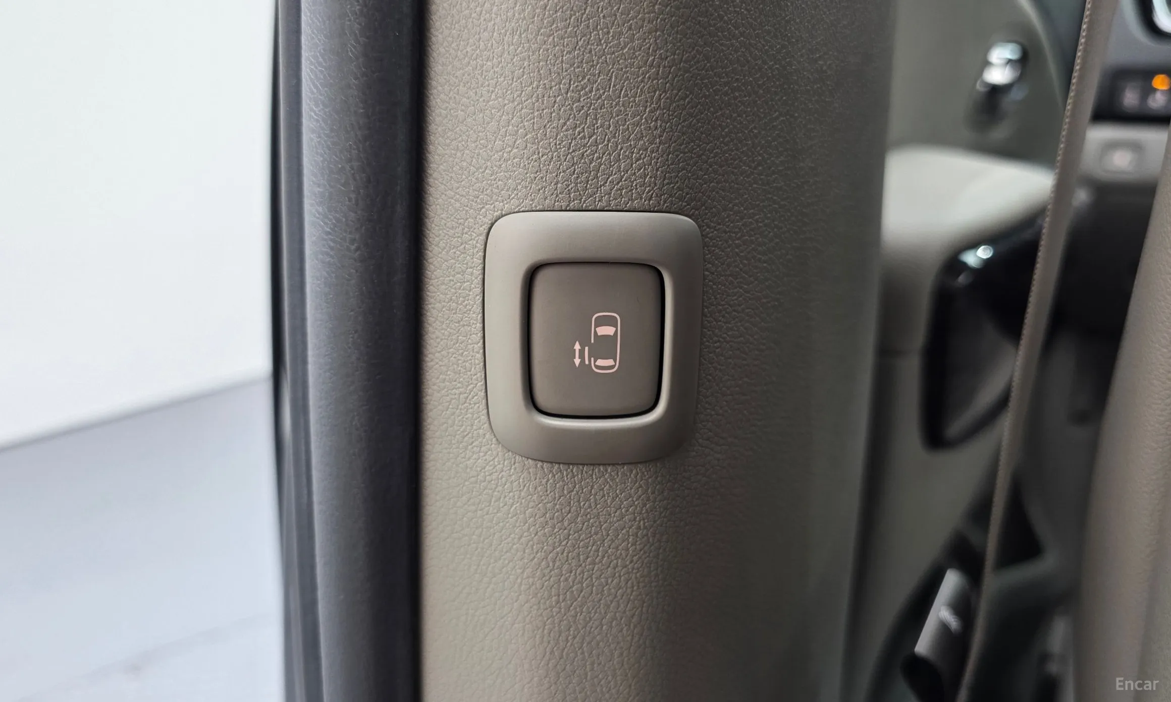 Kia Carnival превью 18