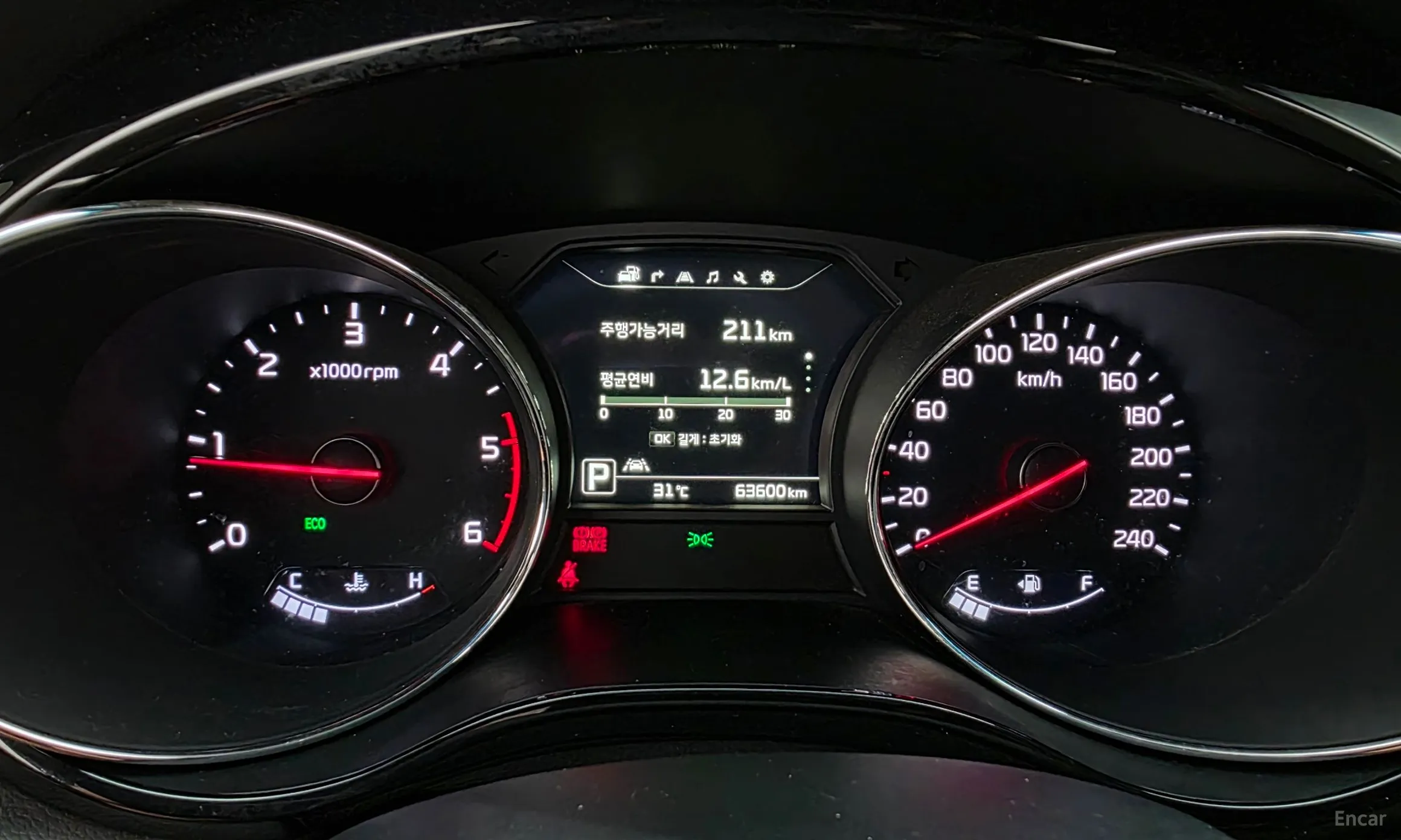 Kia Carnival превью 8