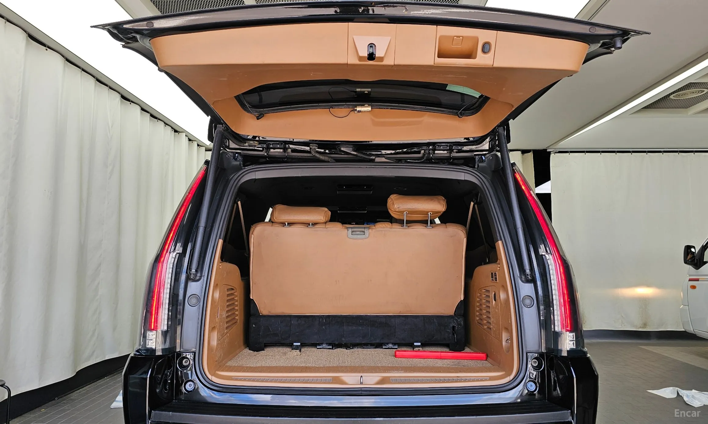 Cadillac Escalade превью 20