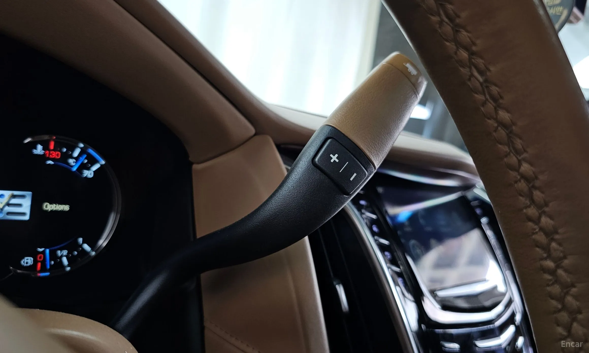 Cadillac Escalade превью 9