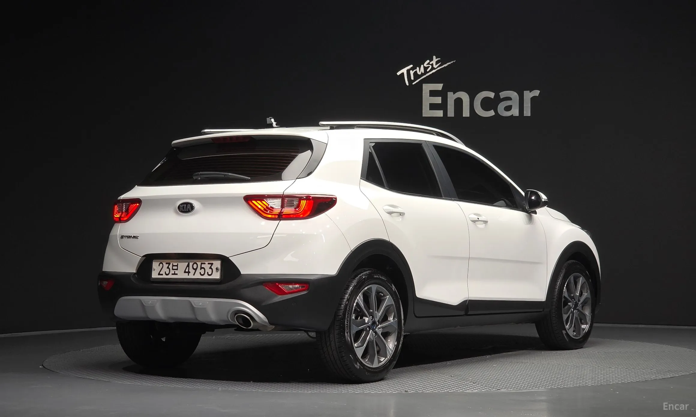Kia Stonic превью 2