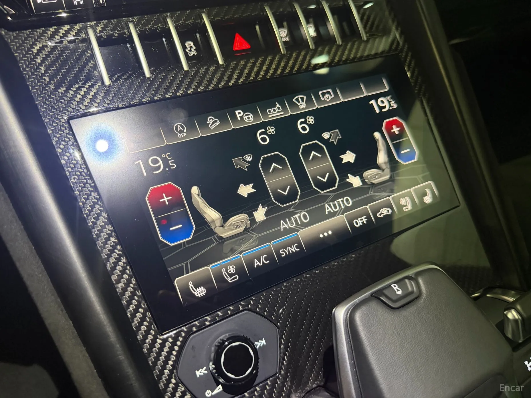 Lamborghini Urus превью 10