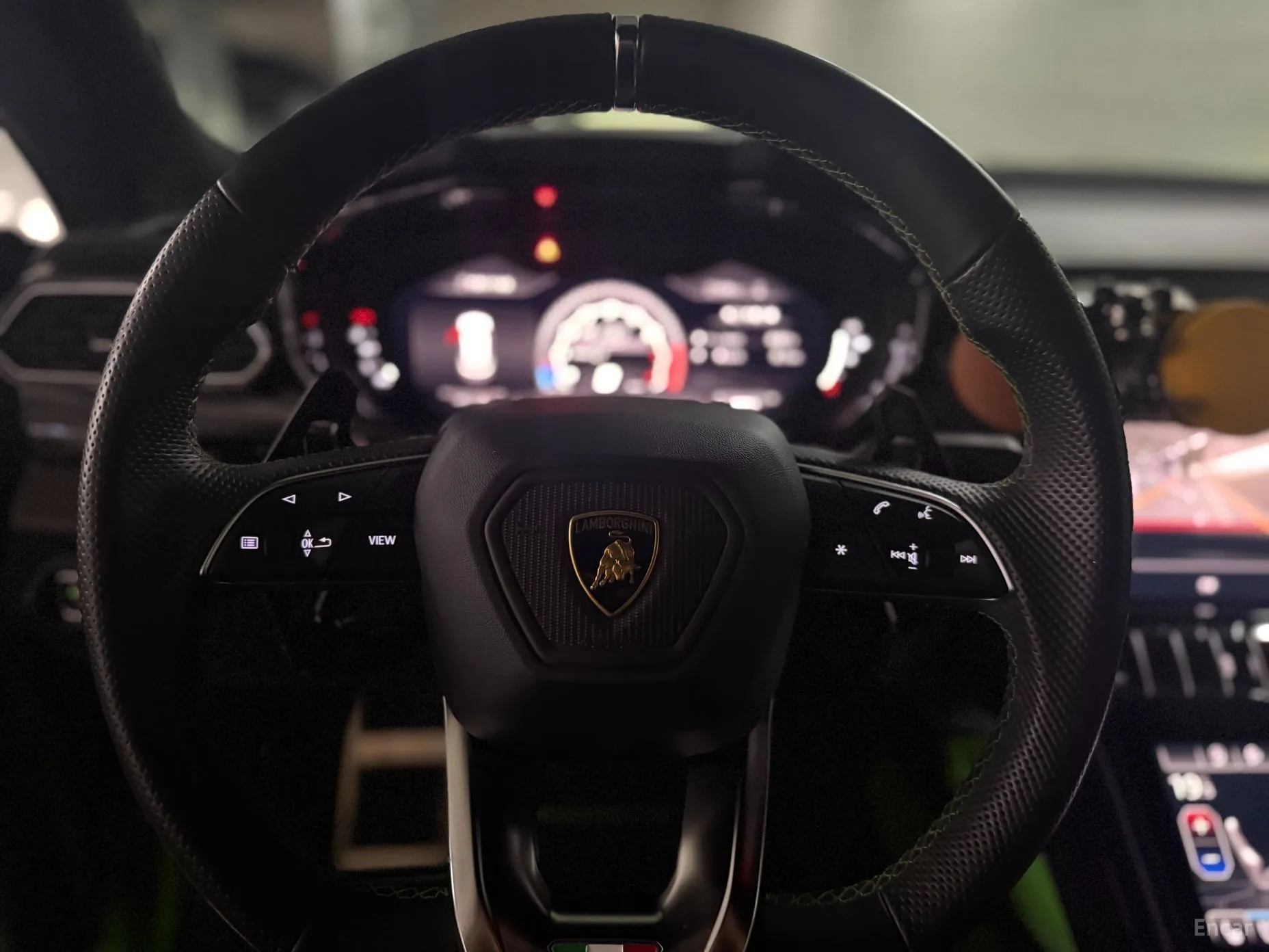 Lamborghini Urus превью 5