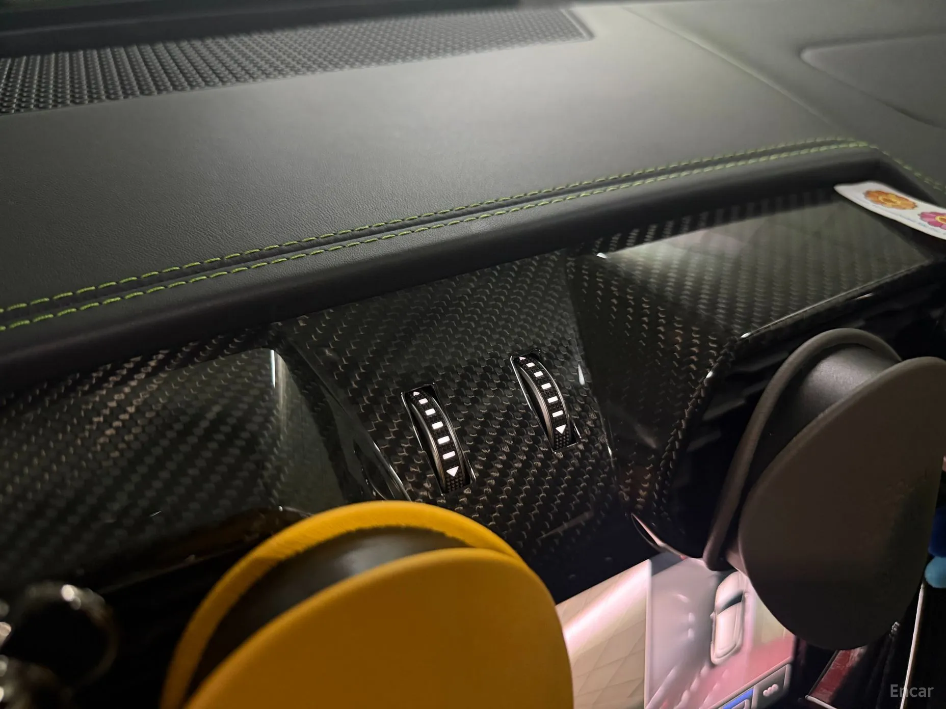 Lamborghini Urus превью 9