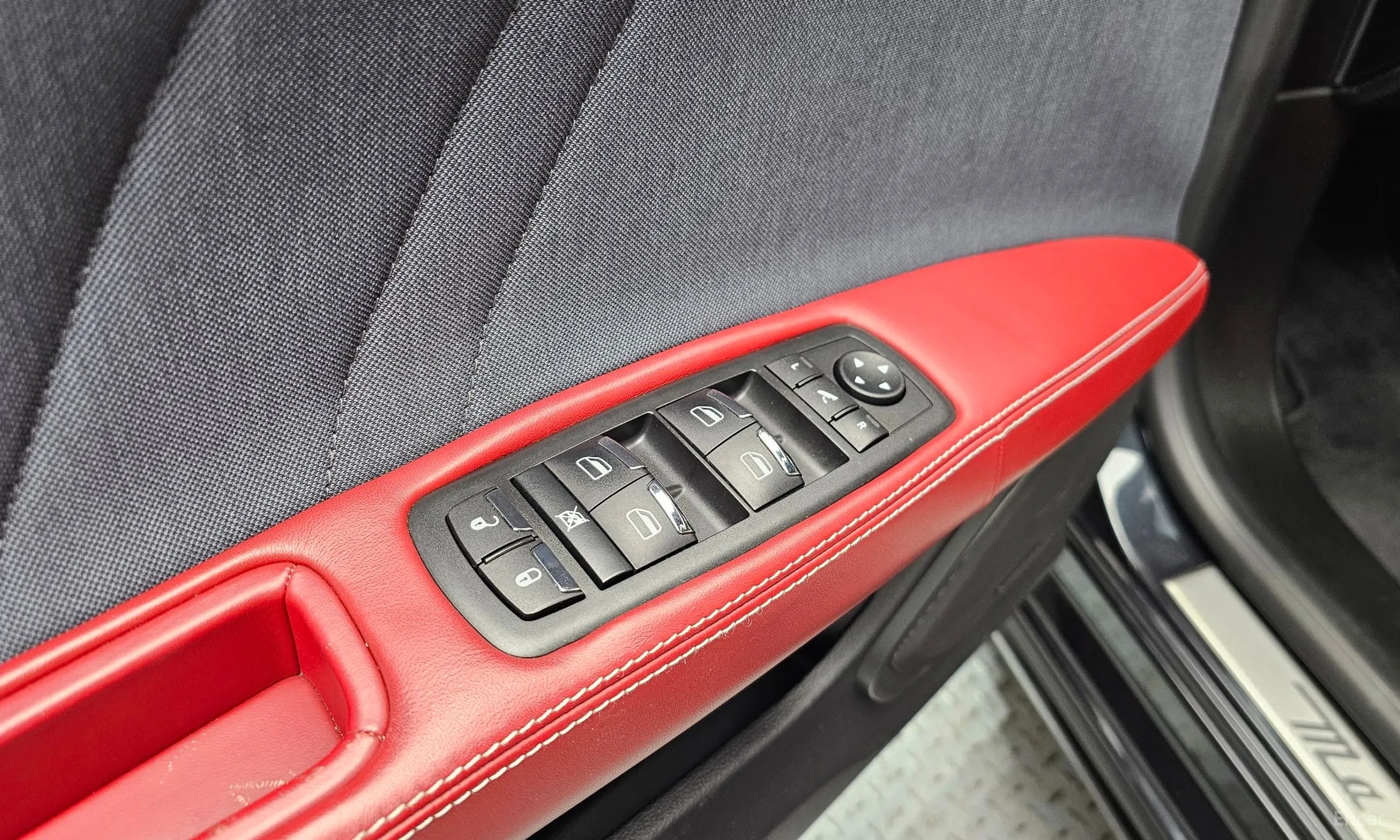 Maserati Ghibli превью 18